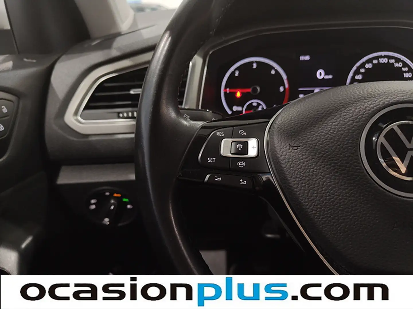 Foto Volkswagen T-Roc Volkswagen T-Roc Advance 2.0 TDI (115 CV)