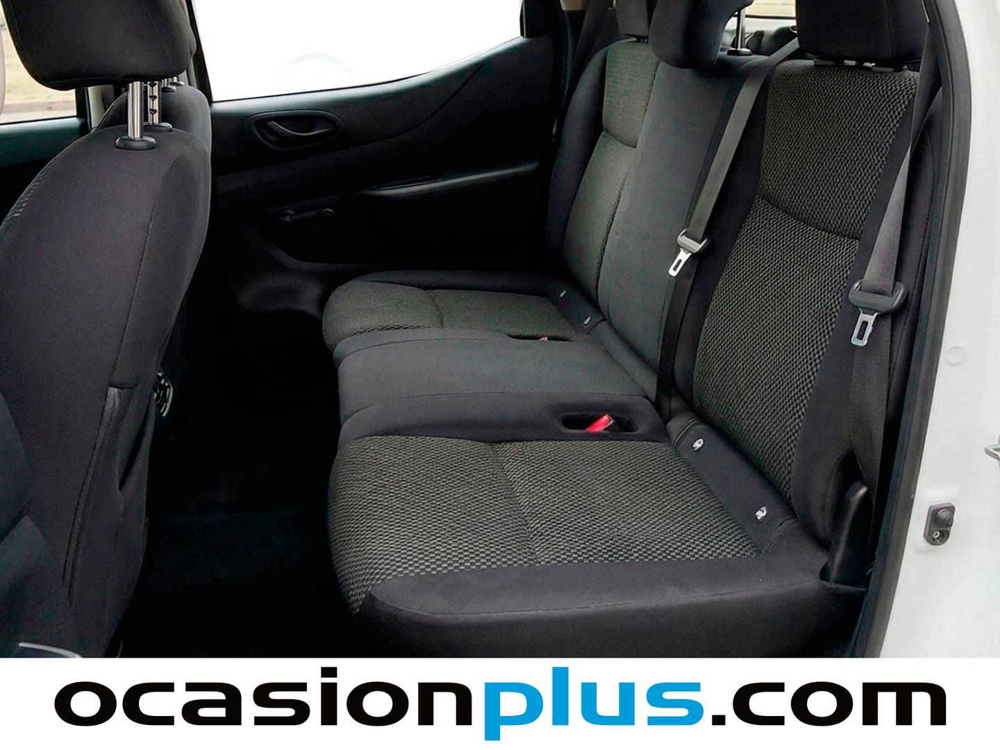 Foto asientos traseros Nissan Navara Nissan Navara PickUp 2.3 dCi Doble Cabina Visia BDif (163 CV)