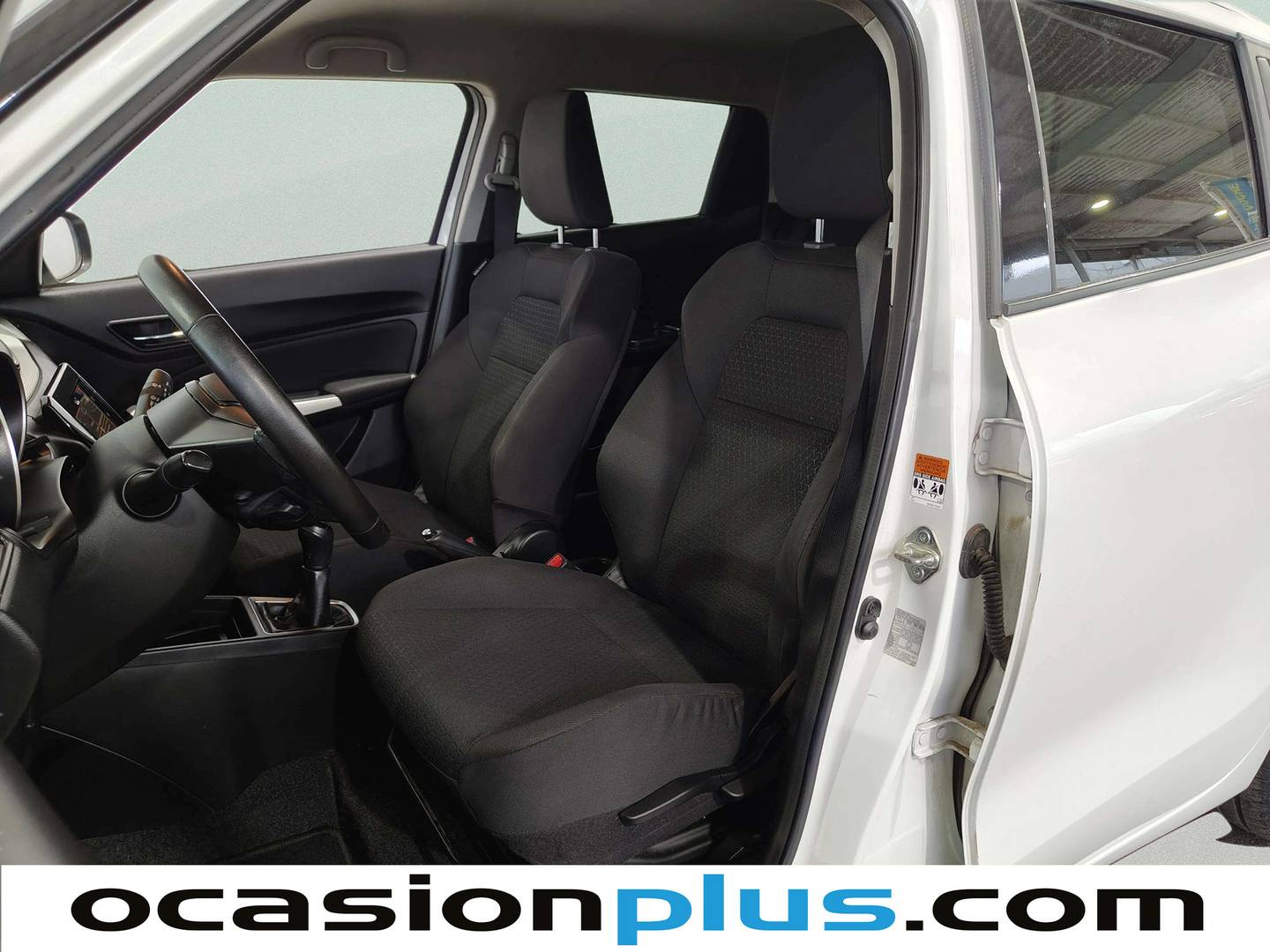 Foto Suzuki Swift Suzuki Swift 1.2 GLE Mild Hybrid (90 CV)