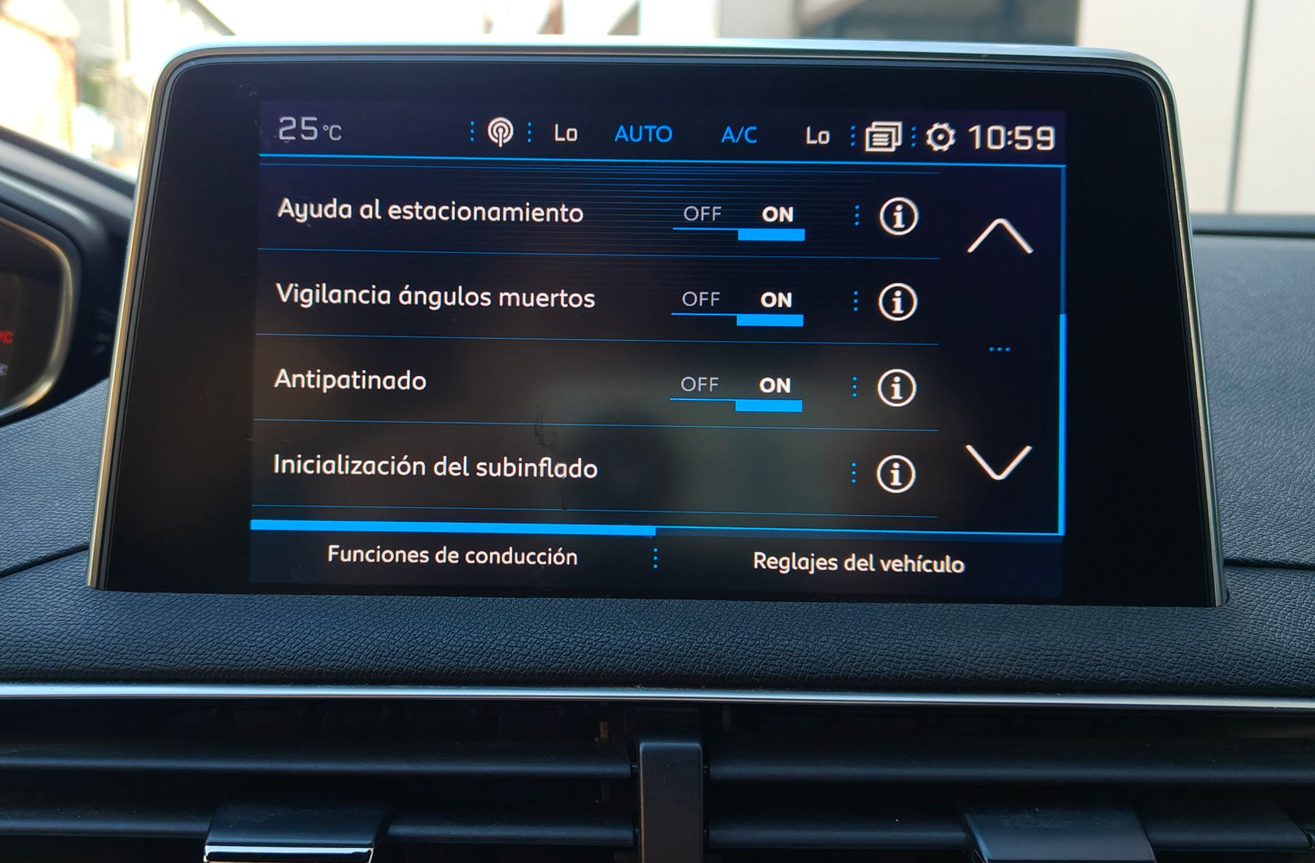 Peugeot 3008 BlueHDi 130 GT Line EAT8 - foto 12