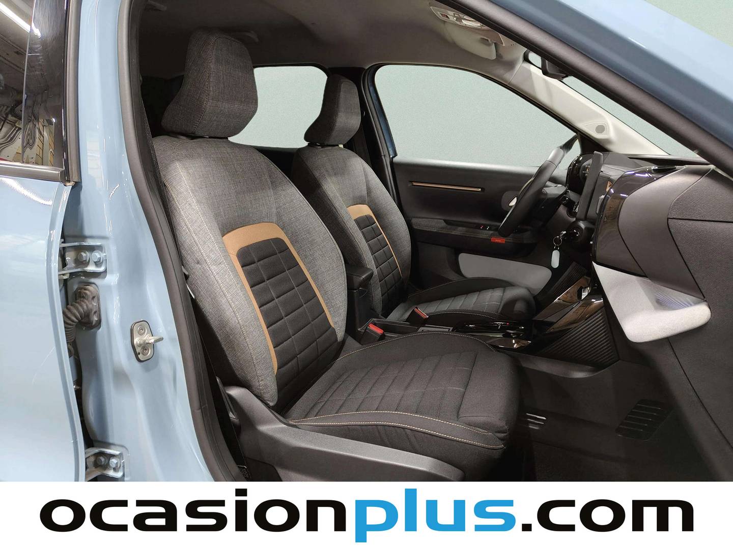 Citroën C3 Aircross Citroën C3 Aircross Hybrid 145 Plus e-DCS6 (145 CV) automático