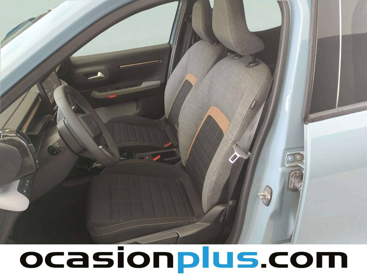 Foto asientos traseros Citroën C3 Aircross Citroën C3 Aircross Hybrid 145 Plus e-DCS6 (145 CV)