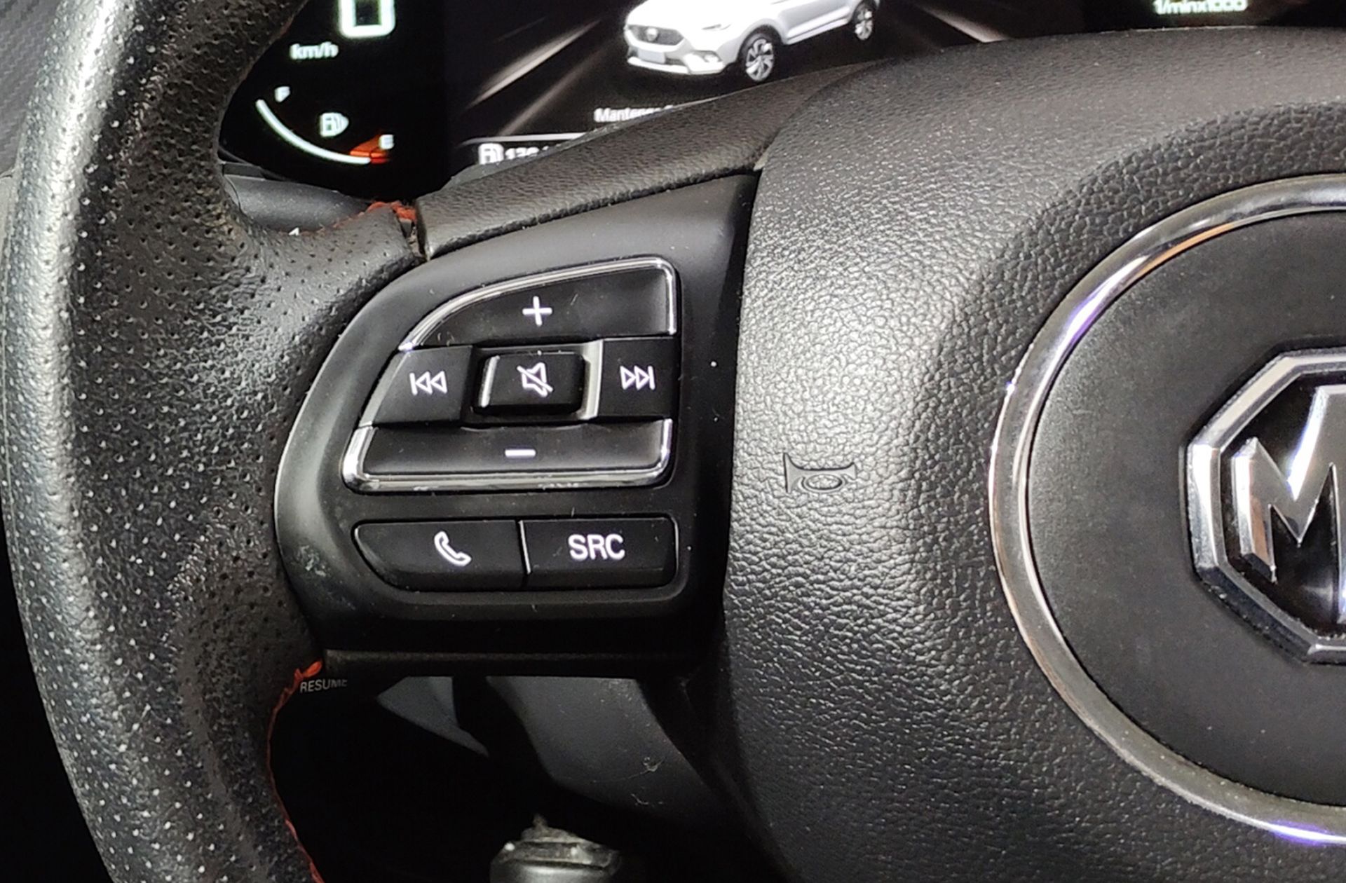 MG ZS 1.0T Luxury - foto 25