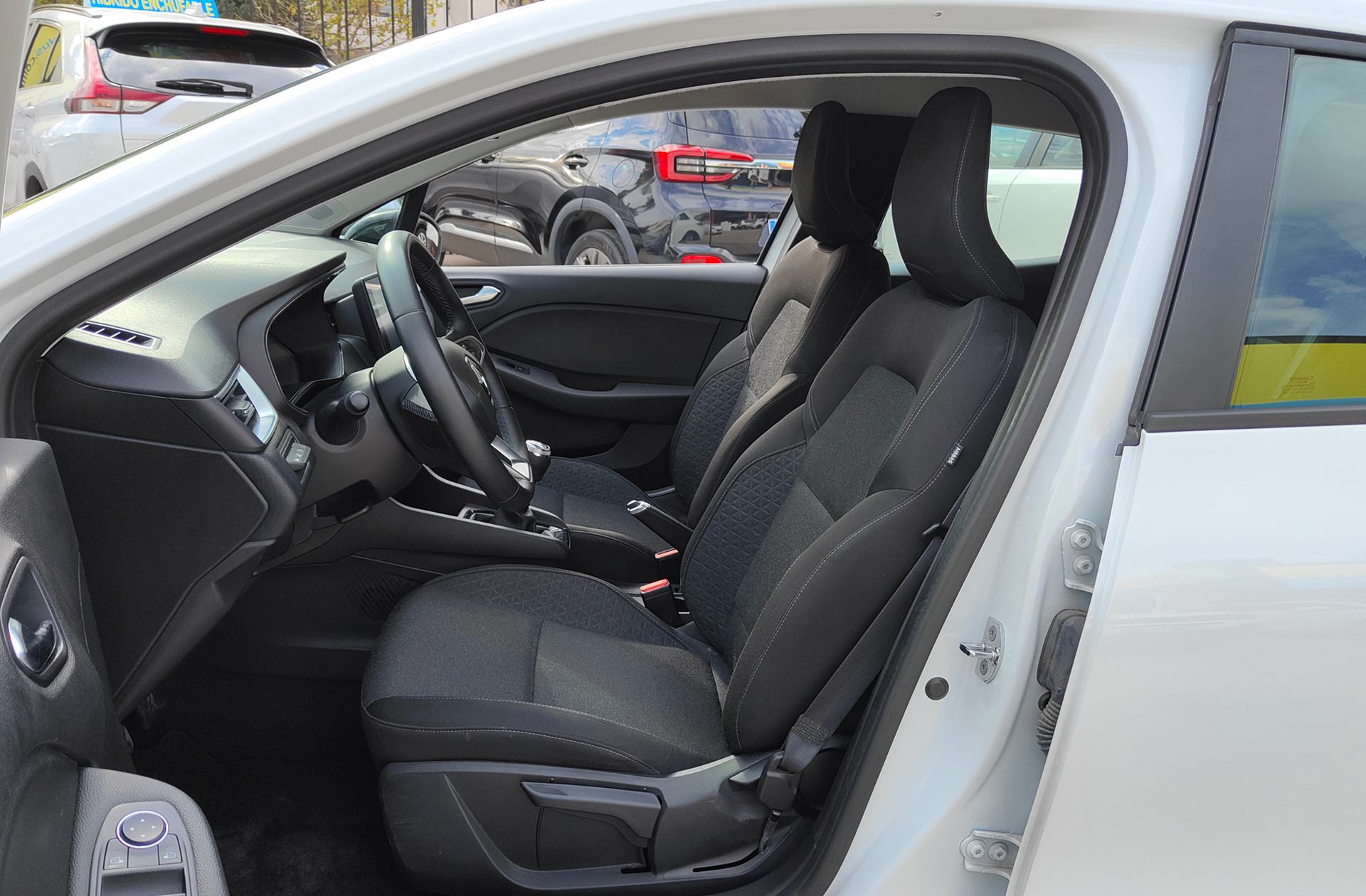 Renault Clio Equilibre TCe - foto 9
