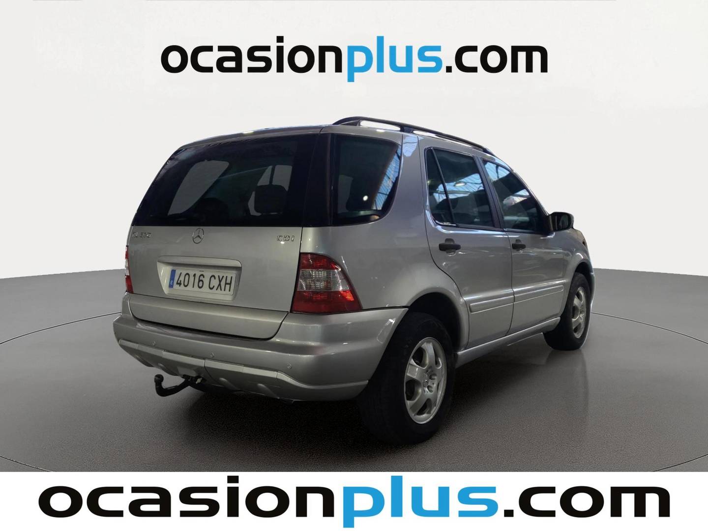 Foto trasera Mercedes Clase M Mercedes Clase M ML 270 CDI (163 CV) derecha