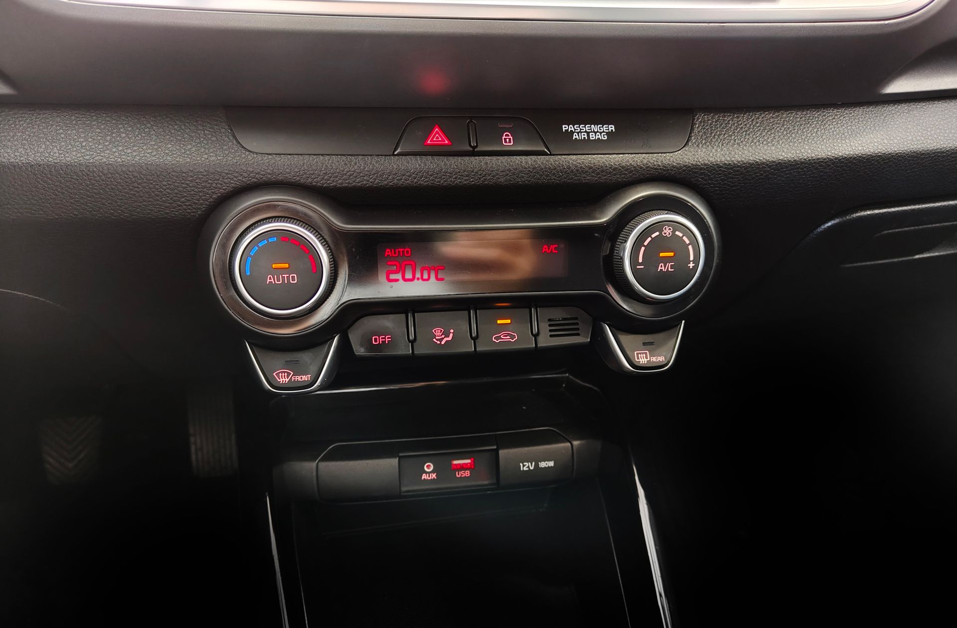 Kia Stonic 1.0 T-GDi Drive - foto 29