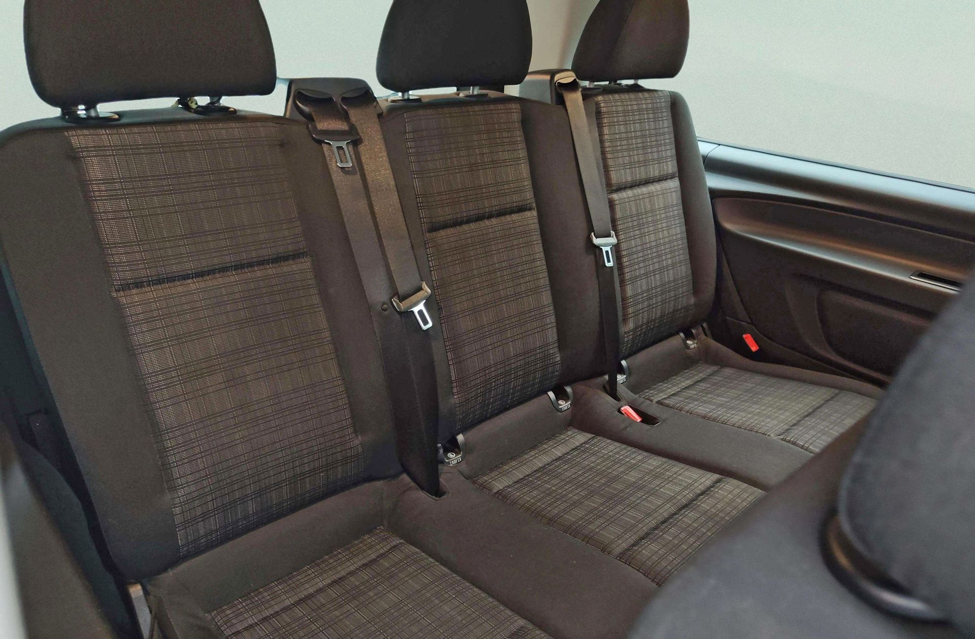 Mercedes-Benz Vito 114 CDI Tourer Pro Larga 9 plazas - foto 6
