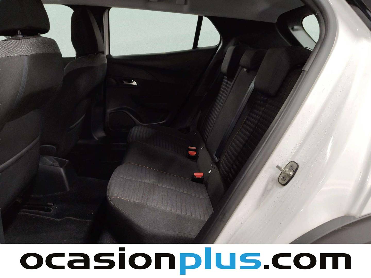 Foto asientos traseros Peugeot 2008 Peugeot 2008 Puretech 100 S&S Active (100 CV)