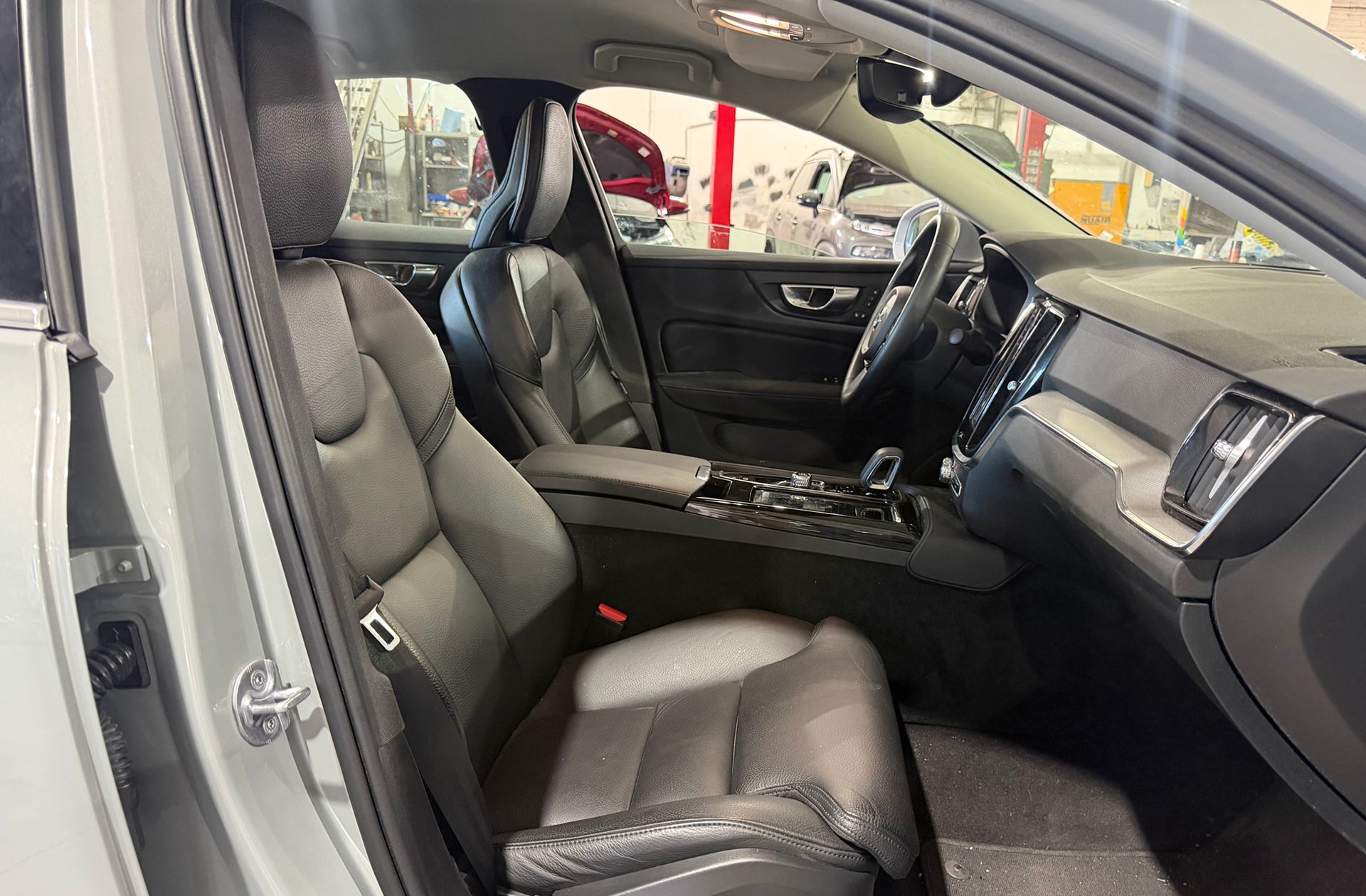 Volvo S60 T8 Recharge Plus Bright 4x4 - foto 19