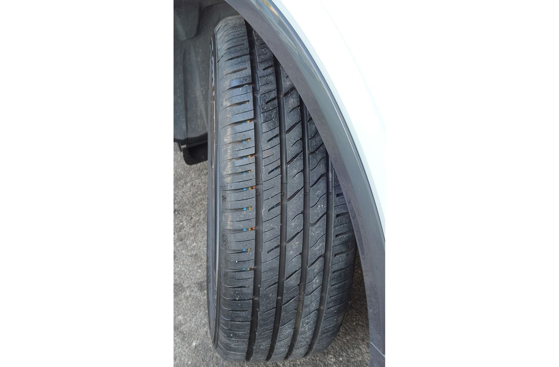 Audi Q2 Advanced 30 TDI - foto 33