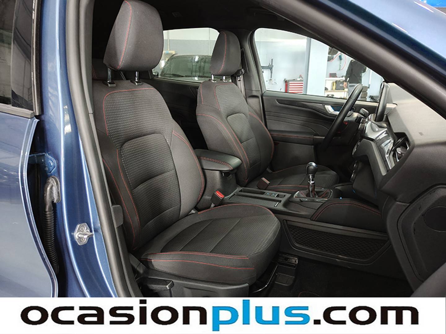 Foto Ford Kuga Ford Kuga 1.5 EcoBlue ST-Line (120 CV)