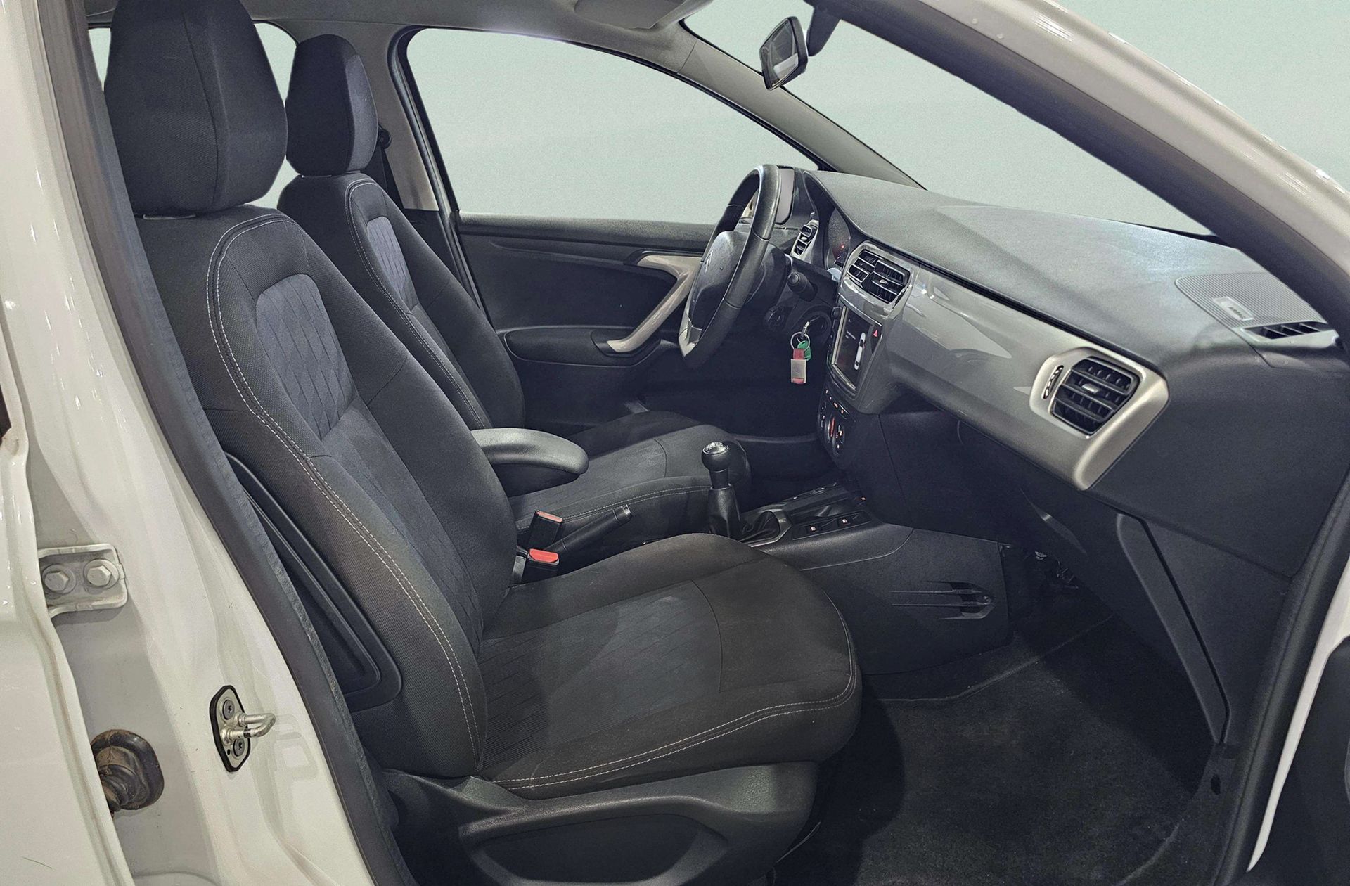 Citroën C-Elysée PureTech 82 Shine - foto 18