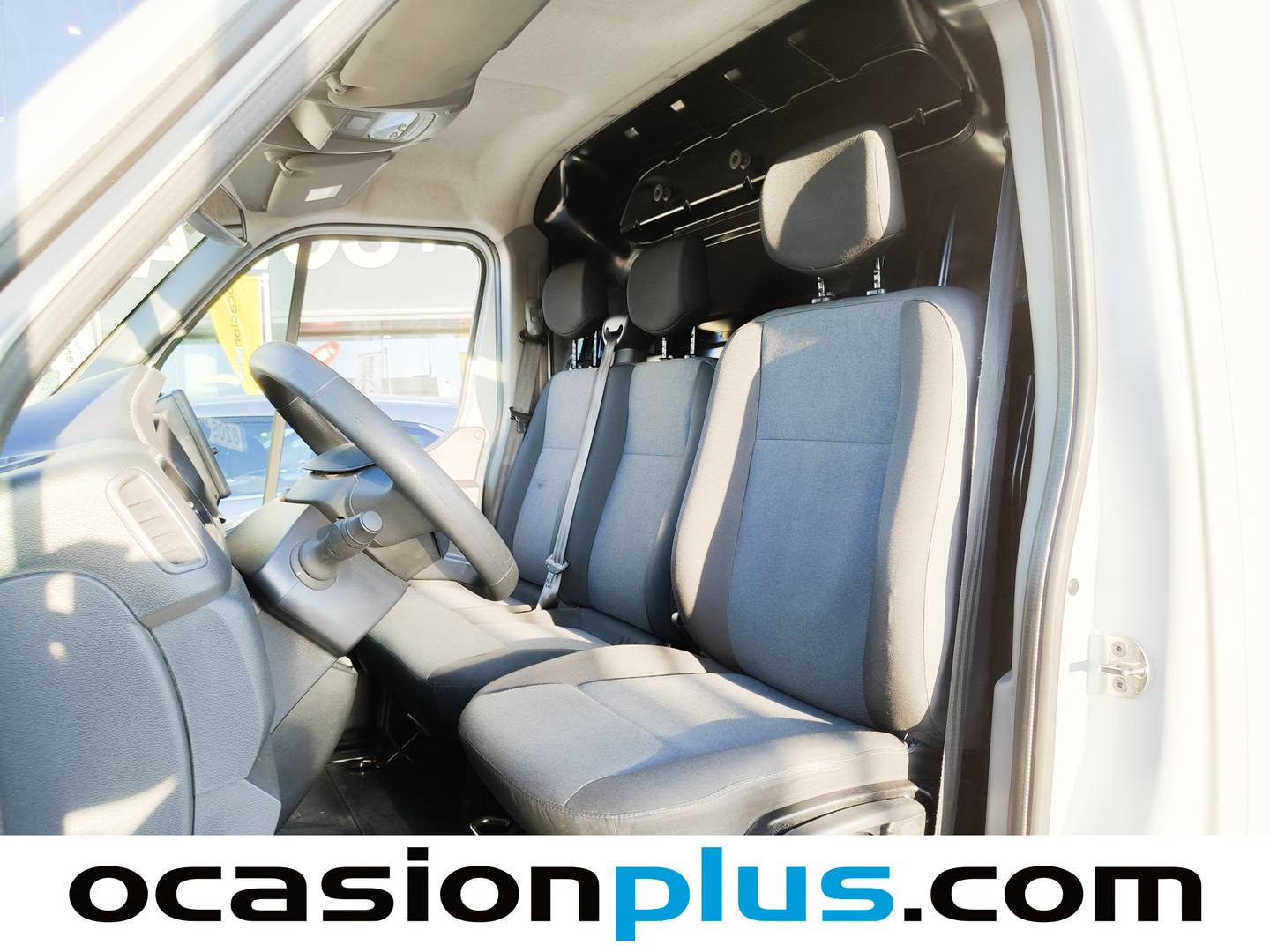 Foto asientos delanteros Renault Master Renault Master Furgon L2H2 3500 Blue dCi (150 CV)