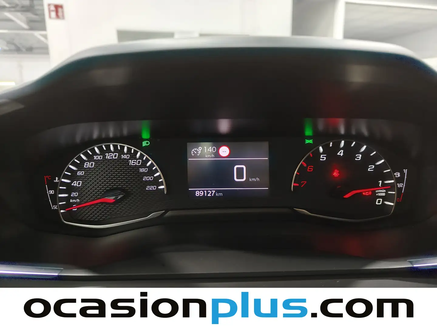 Foto Peugeot 208 Peugeot 208 PureTech 100 Allure (100 CV)