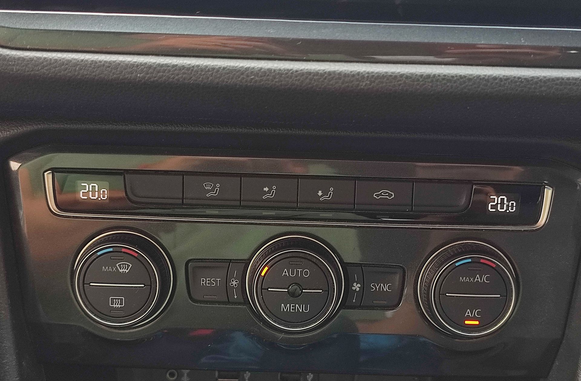 Volkswagen Tiguan Edition 2.0 TDI - foto 26
