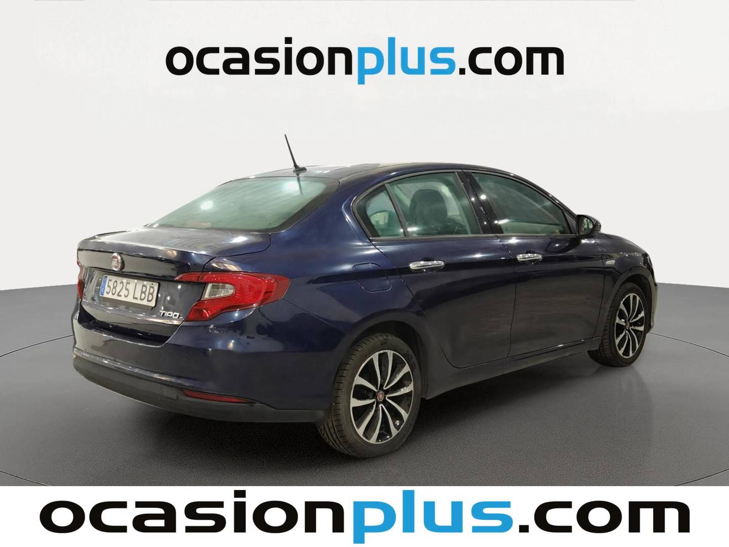 Foto trasera Fiat Tipo Fiat Tipo Sedan Sedan 1.4 Lounge (95 CV) izquierda