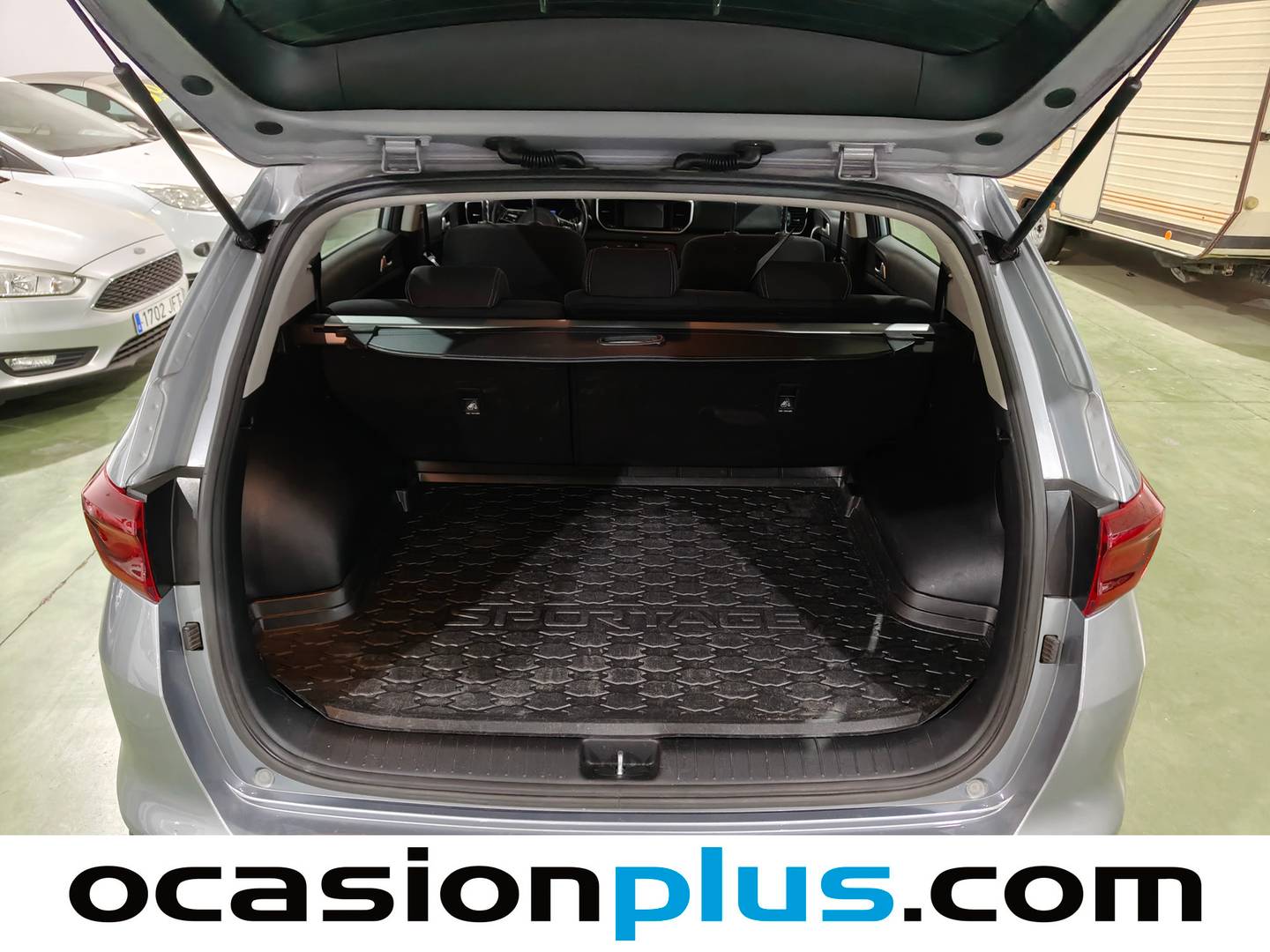 Foto KIA Sportage KIA Sportage 1.6 MHEV Business 4x2 (115 CV) siete plazas