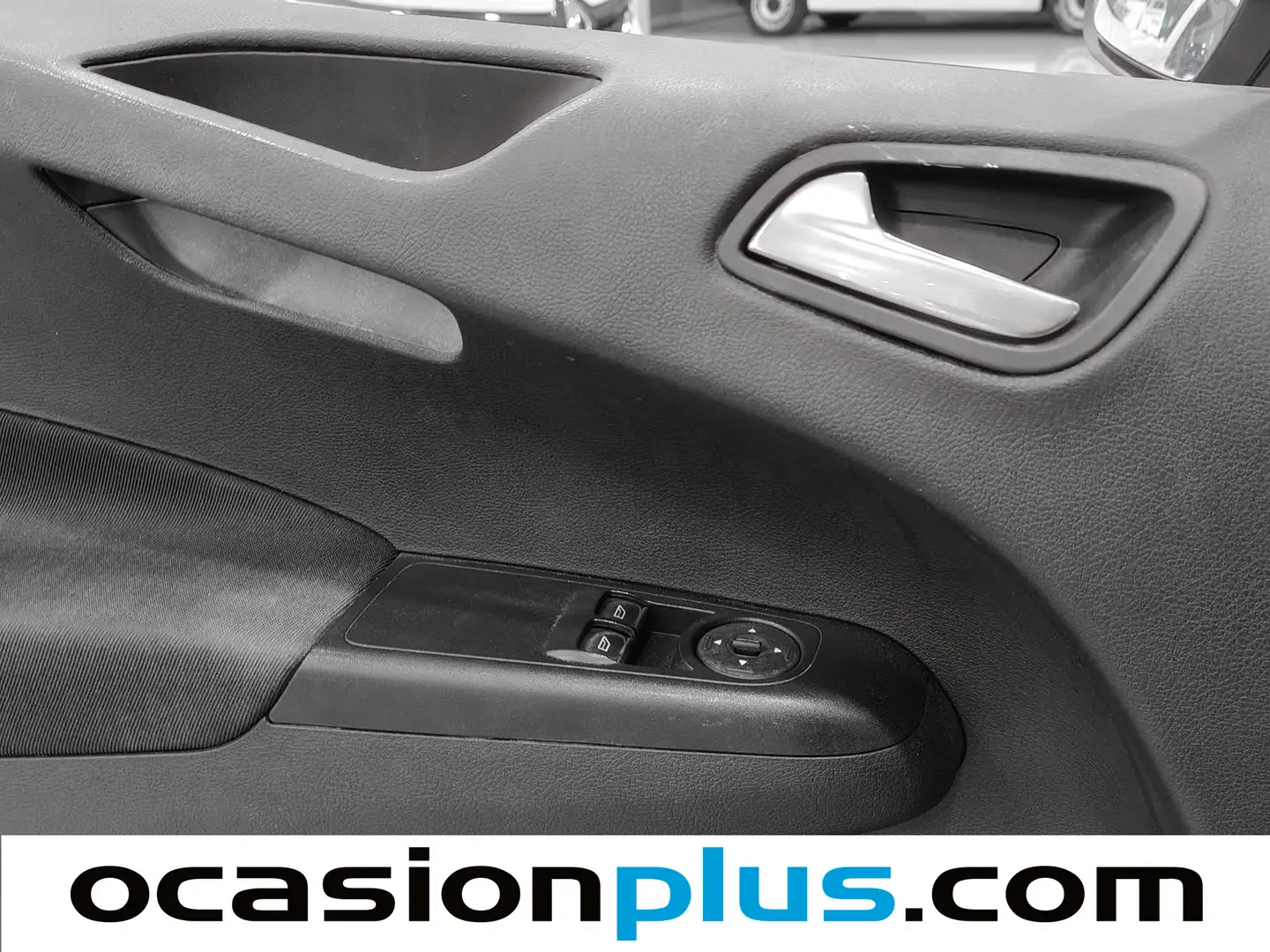 Foto Ford Transit Courier Ford Transit Courier 1.5 TDCI Trend (75 CV)