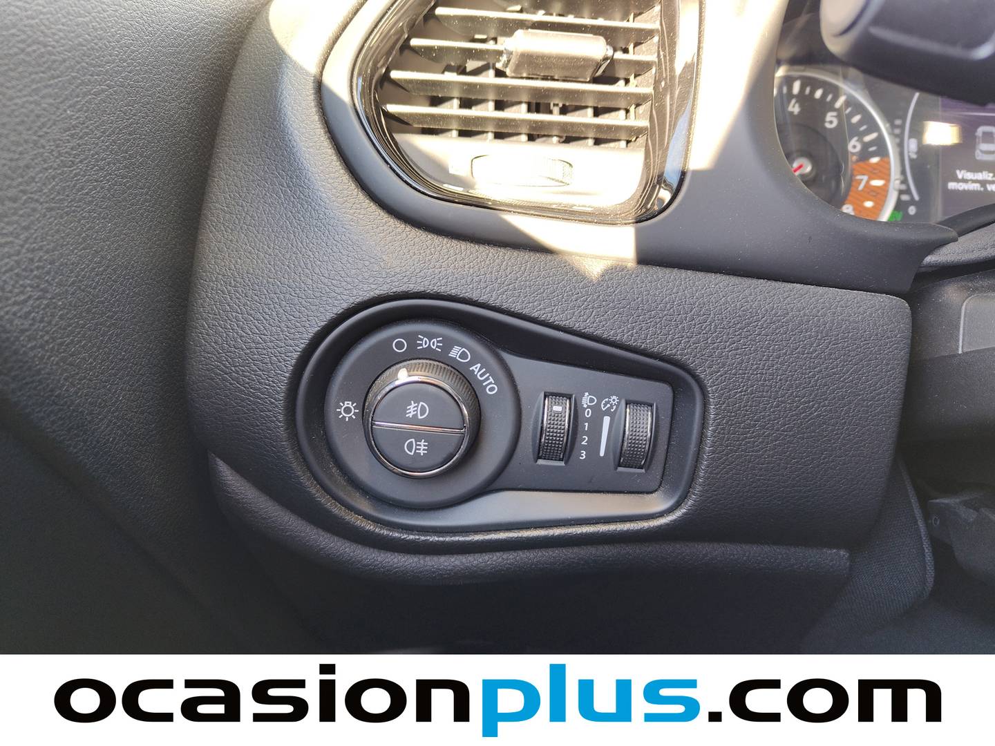 Foto Jeep Renegade Jeep Renegade eHybrid 1.5 Night Eagle ATX (130 CV)