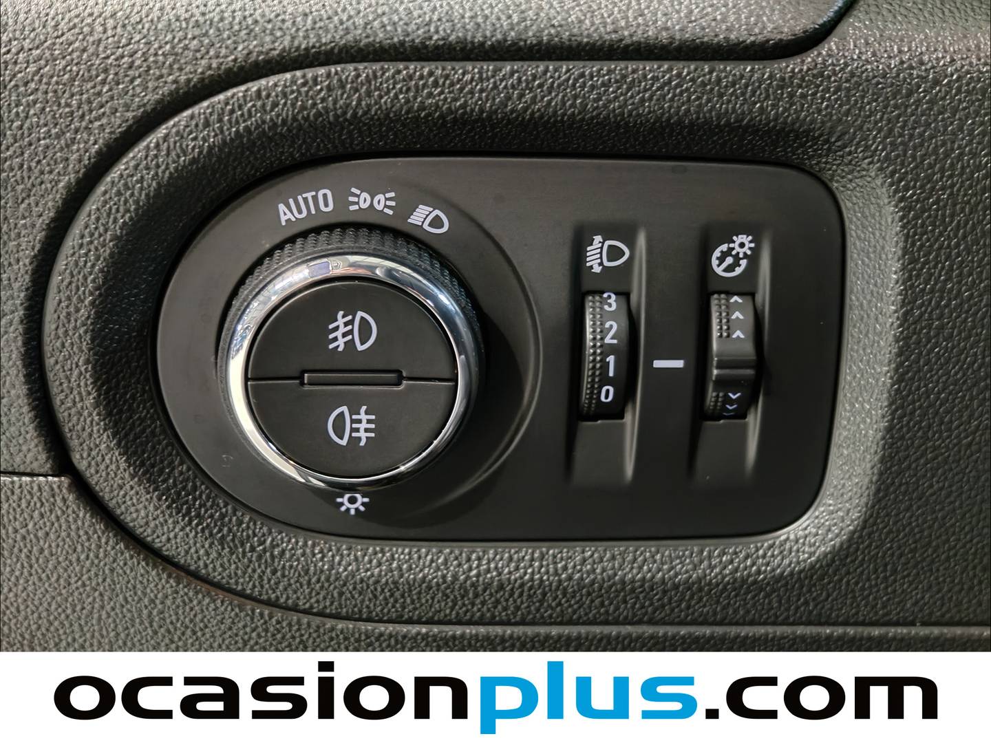 Foto Opel Grandland X Opel Grandland X 1.5 CDTi 120 Aniversario (130 CV)