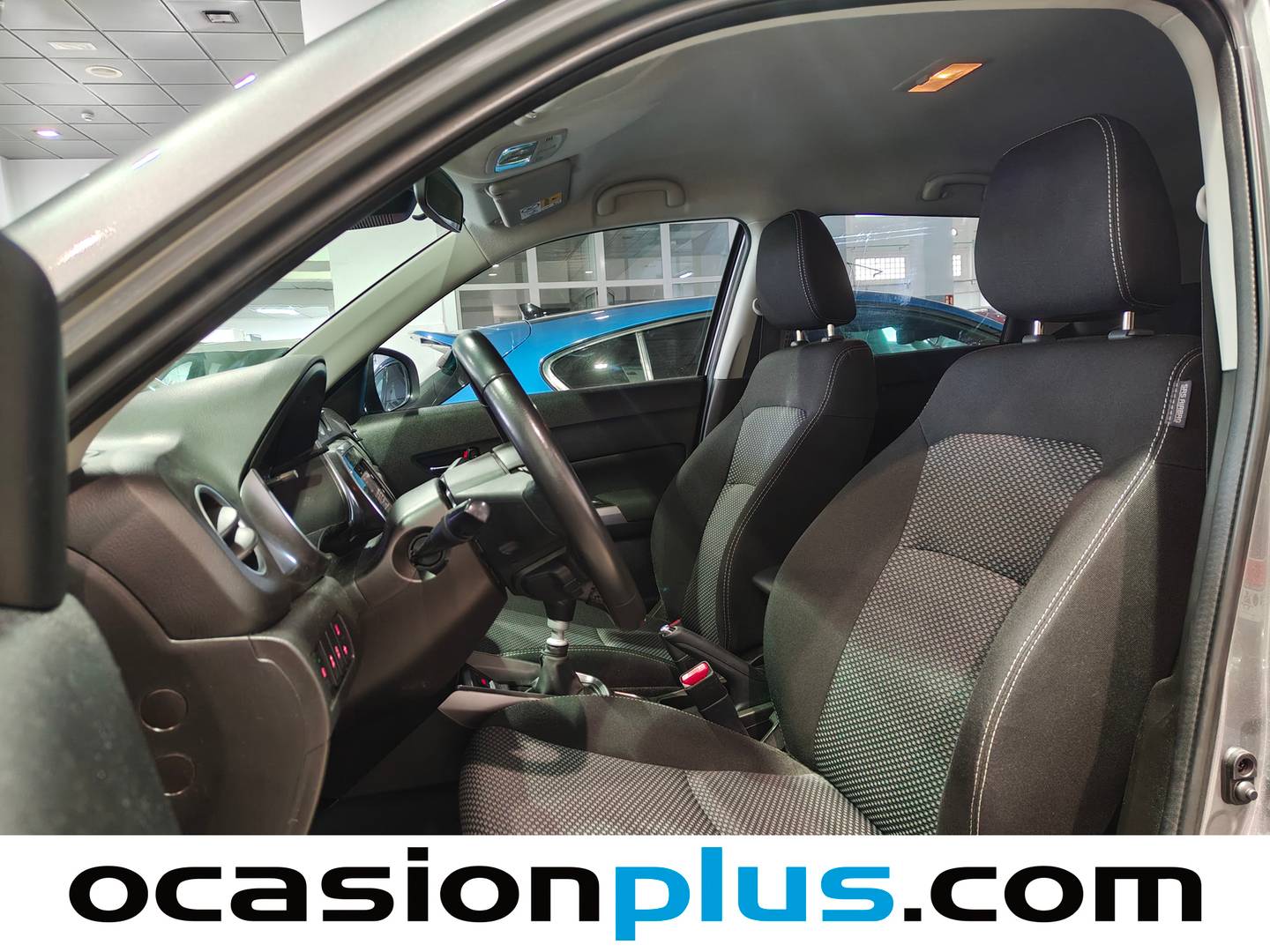 Foto asientos delanteros Suzuki Vitara Suzuki Vitara 1.4 Turbo Mild Hybrid GLE (129 CV)