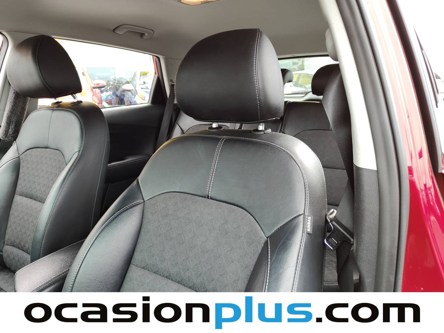 Extras y acabados del KIA Niro Kia Niro 1.6 GDi HEV Drive (141 CV)