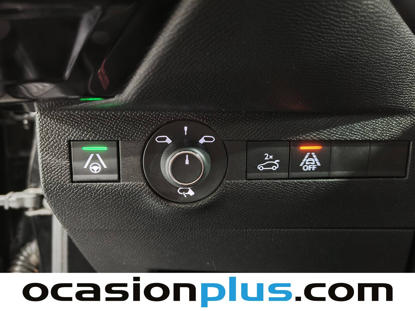 Foto DS DS 7 Crossback DS DS7 Crossback PureTech 180 Performance Line+ Auto (180 CV)