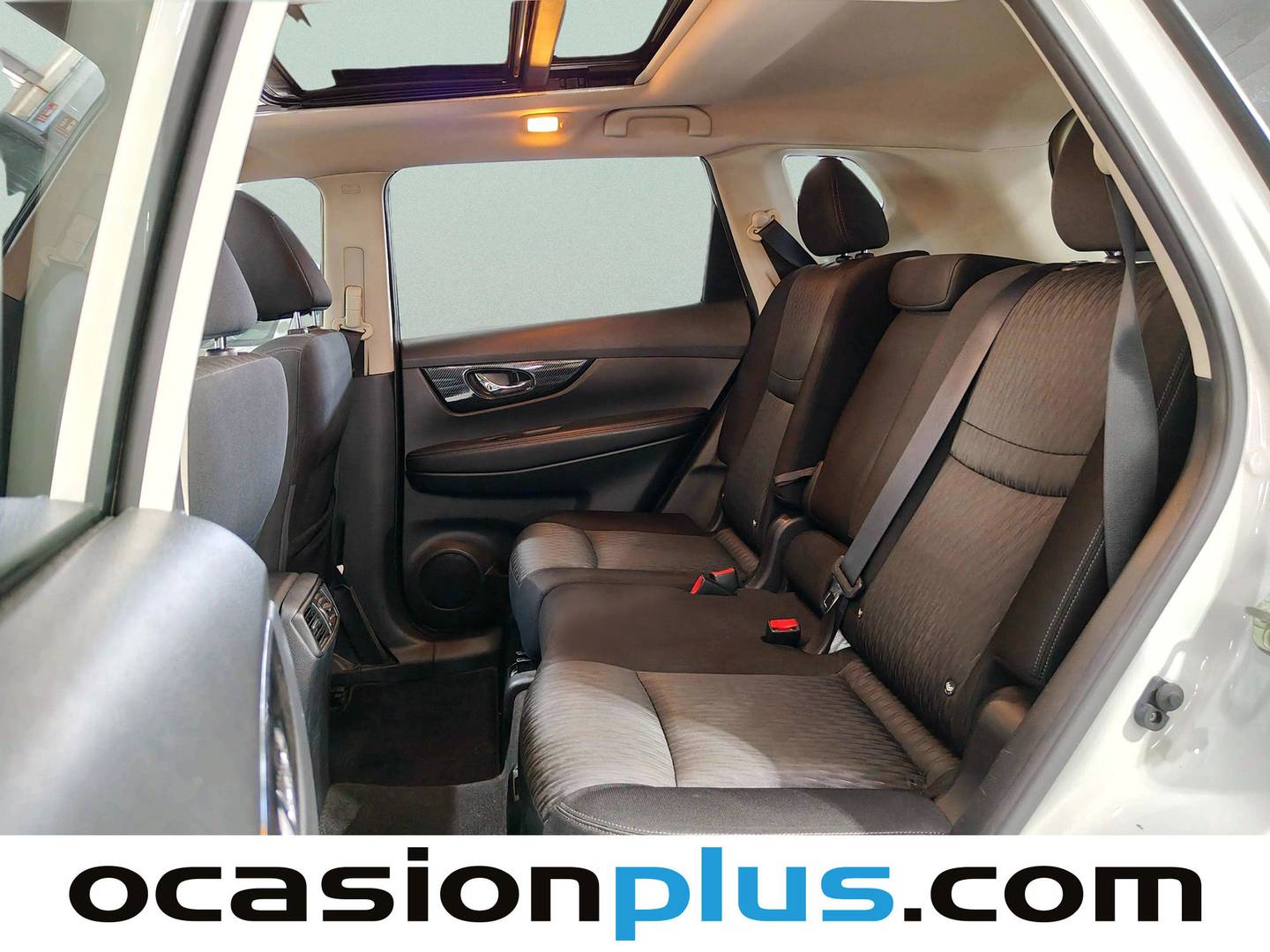 Foto asientos traseros Nissan X-TRAIL Nissan X-Trail 1.6 DIG-T N-Connecta 4x2 (163 CV)