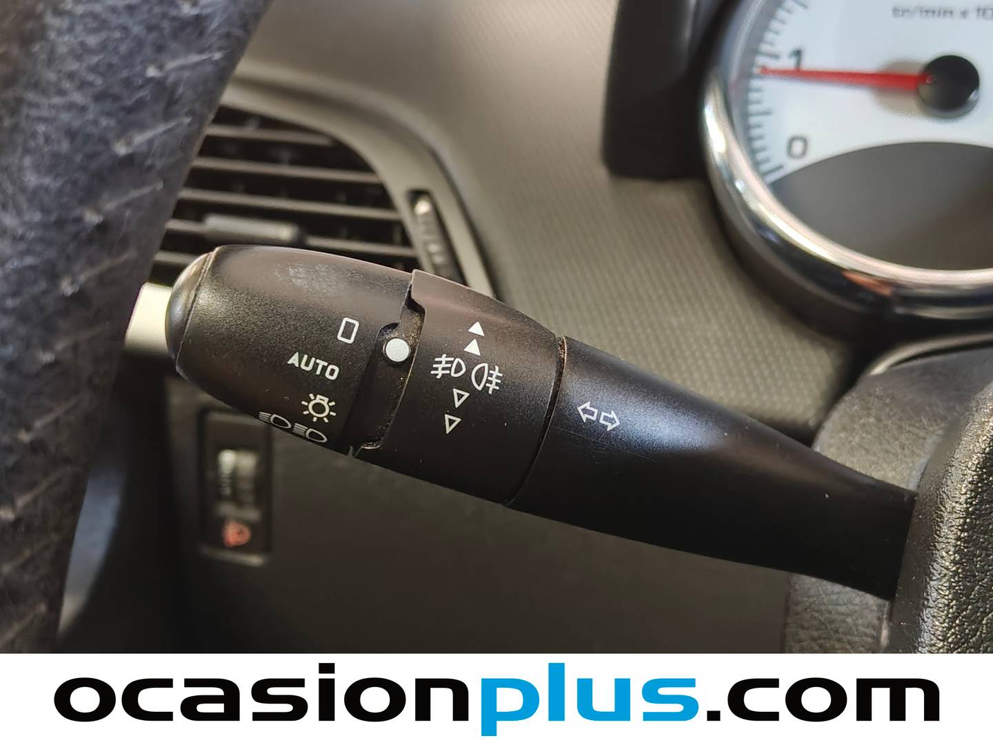 Peugeot 207 Peugeot 207 1.4 HDI Active FAP (70 CV) de segunda mano