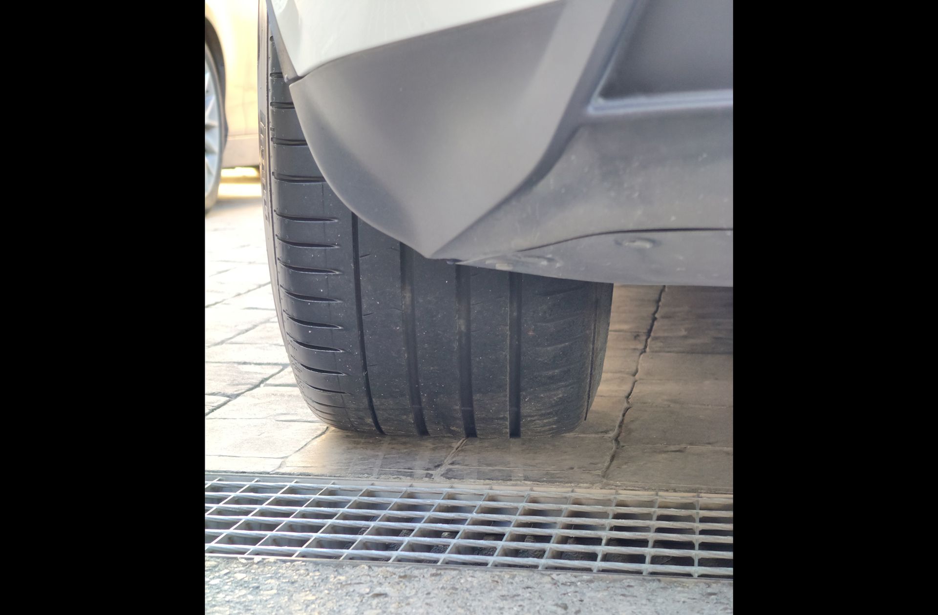 Tesla Model Y Performance 4WD - foto 33