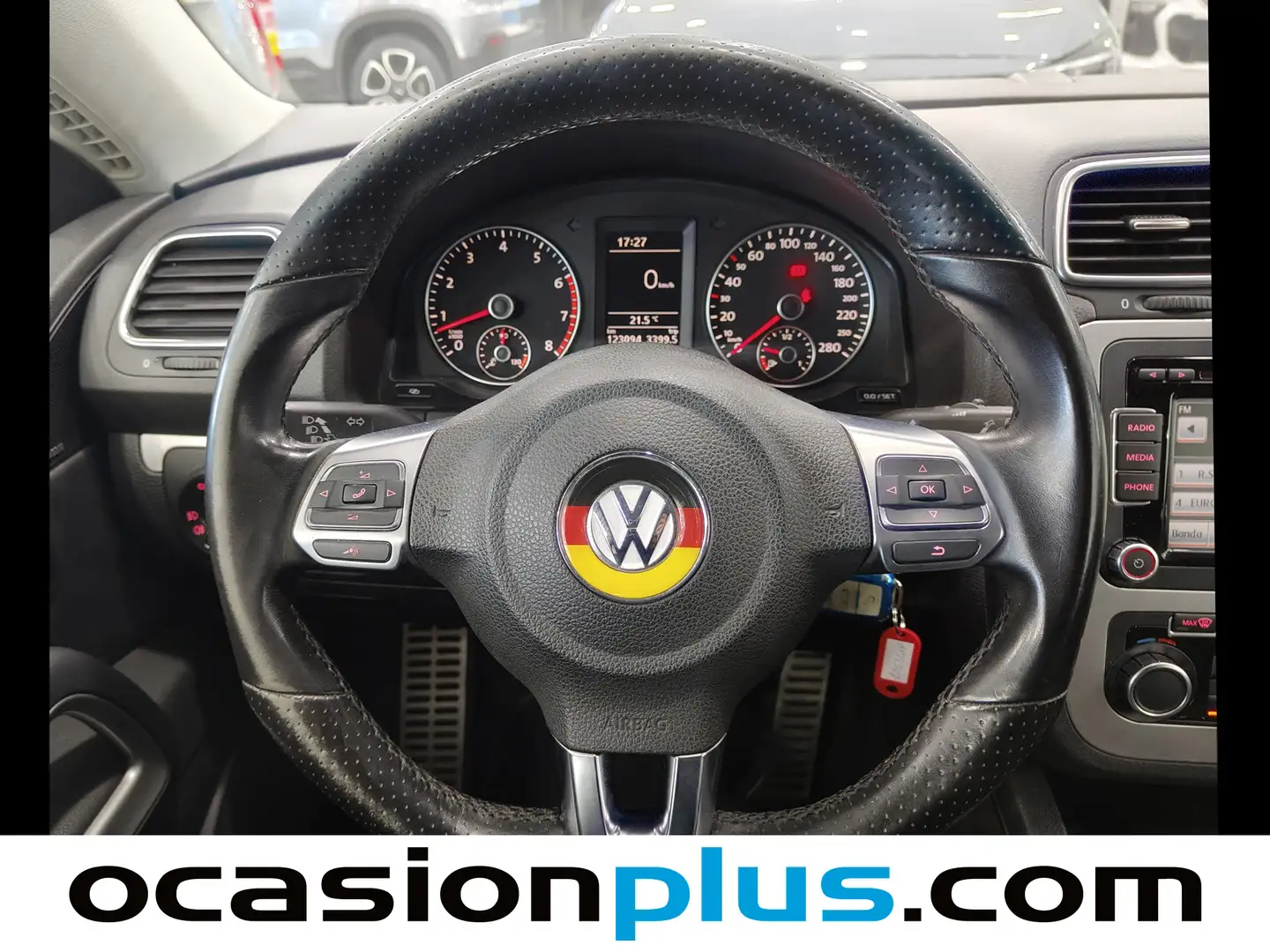 Foto Volkswagen Scirocco Volkswagen Scirocco 1.4 TSI  (122 CV) Pack R-Line