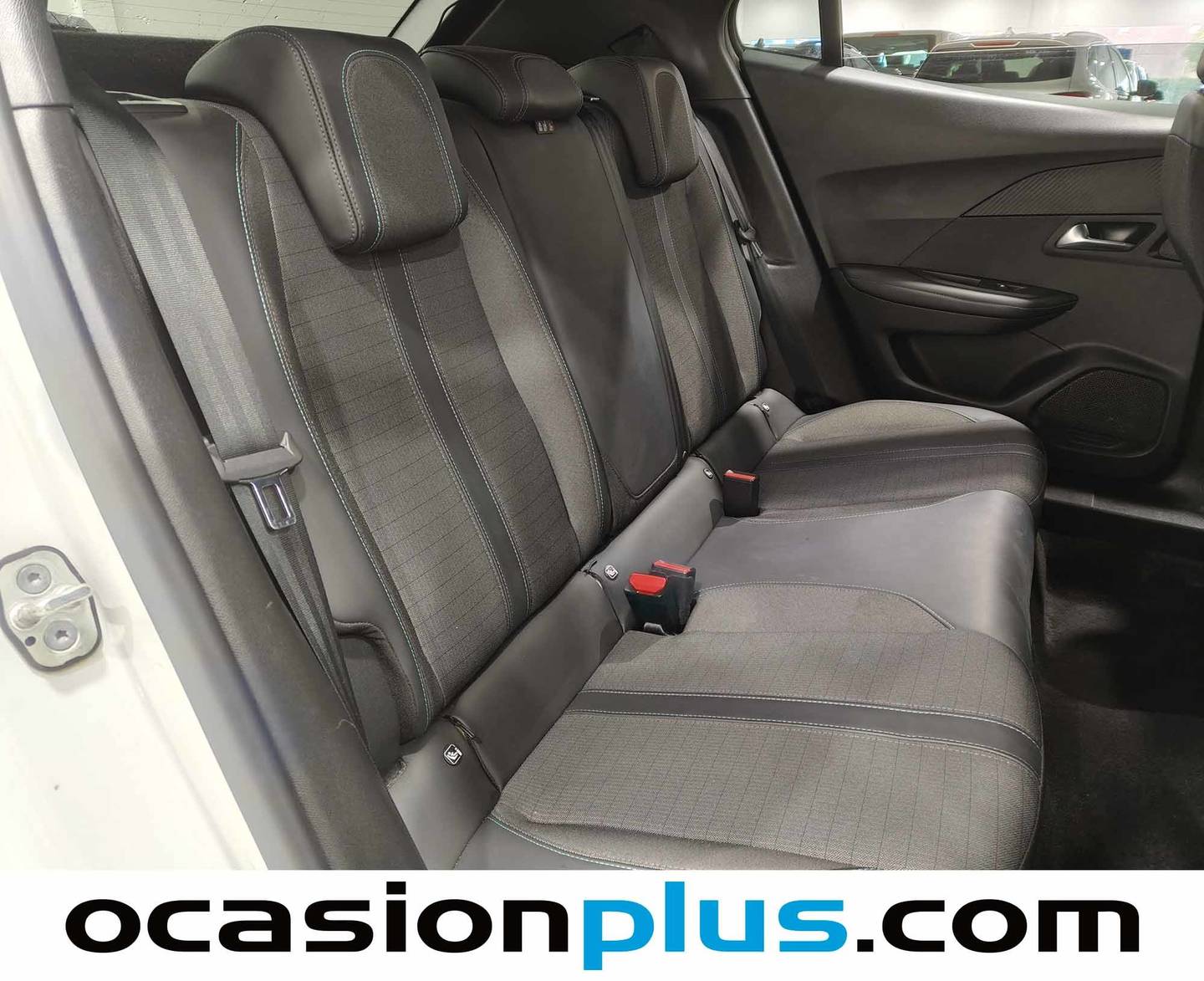 Foto Peugeot 2008 Peugeot 2008 PureTech 100 S&S Allure (100 CV)