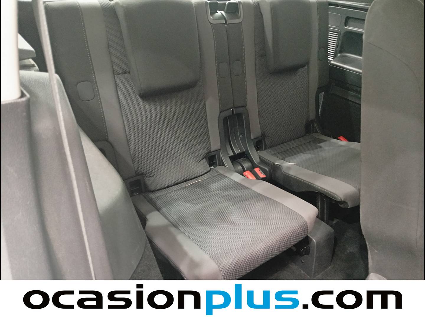 Foto Volkswagen Touran Volkswagen Touran Edition 1.6 TDI BMT 85 kW (115 CV) 7 Plazas