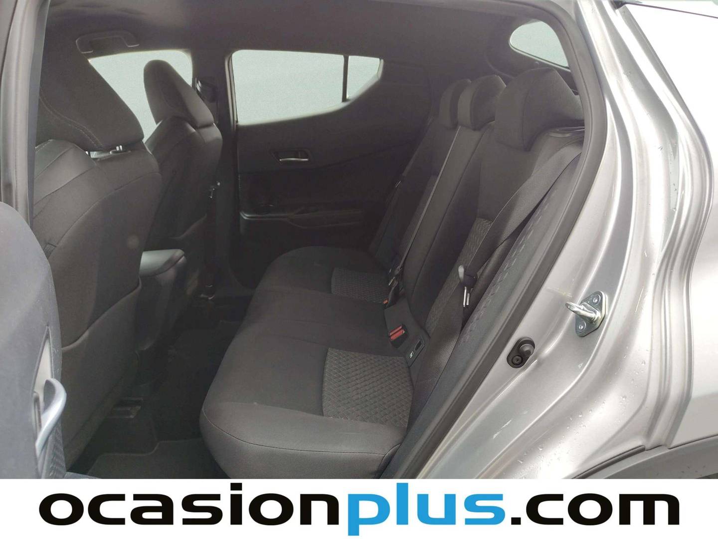 Foto asientos traseros Toyota C-HR Toyota C-HR 1.8 125H Advance (122 CV)
