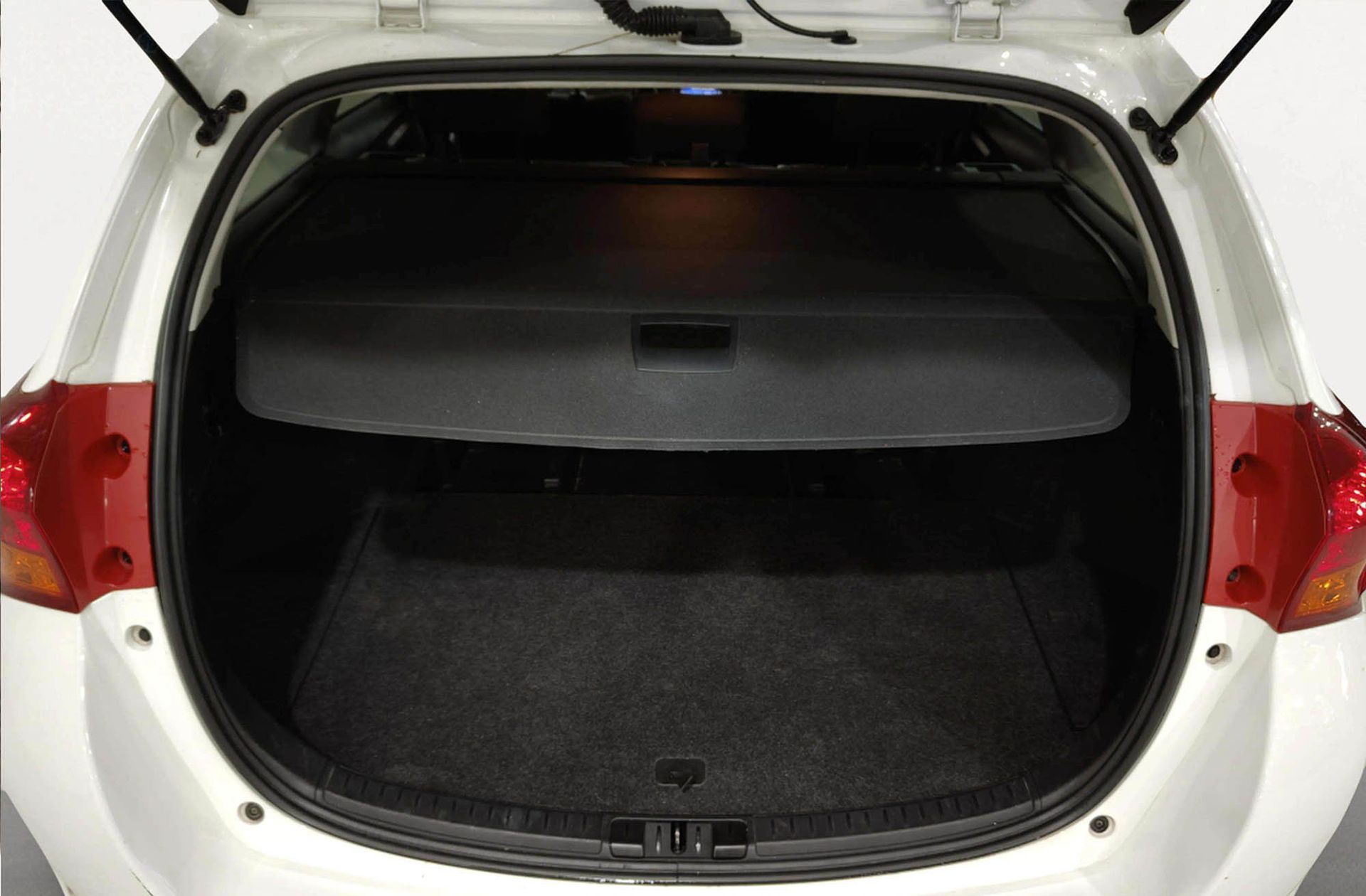 Toyota Auris 130 Touring Sports Active - foto 14