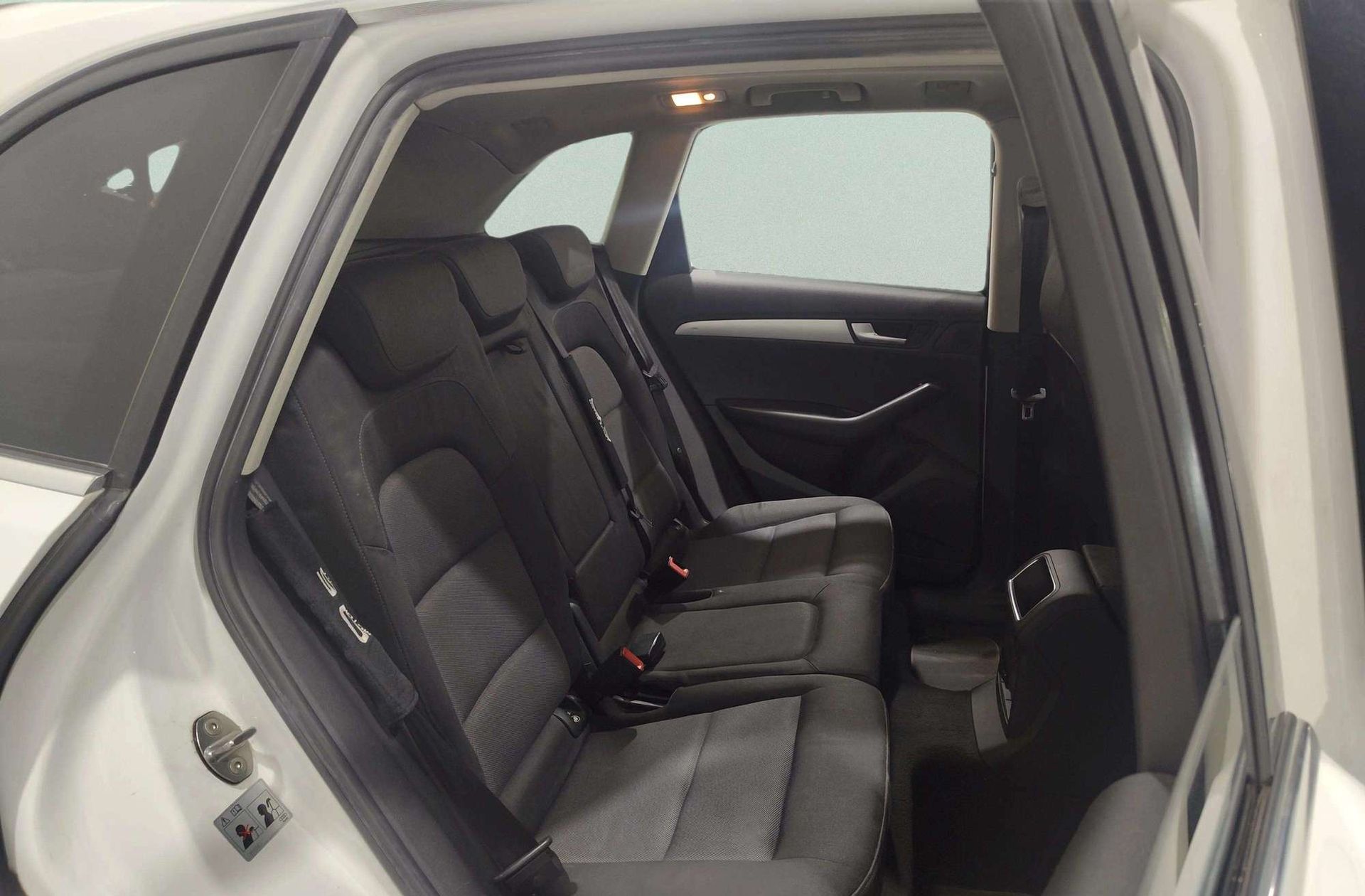 Audi Q5 2.0 TDI quattro - foto 21