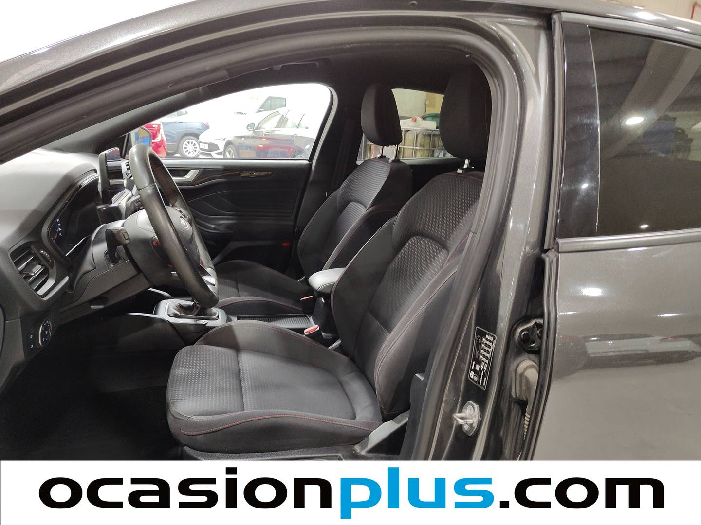 Foto asientos delanteros Ford Focus Ford Focus 1.0 Ecoboost S&S ST-Line (125 CV)