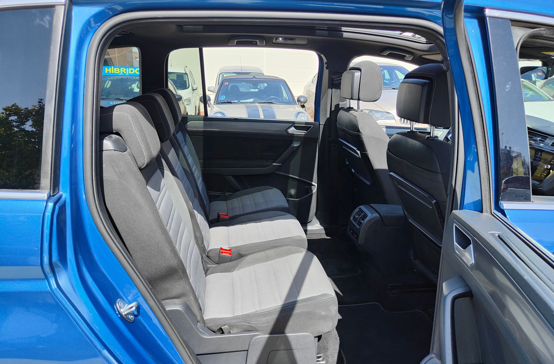 Volkswagen Touran Sport 2.0 TDI DSG R-Line - foto 22