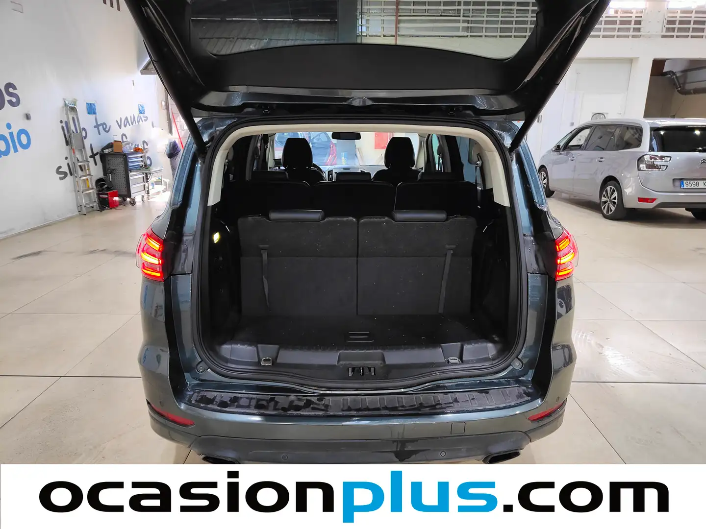 Foto Ford S-MAX Ford S-Max 2.0 TDCI Titanium (180 CV) 7 Plazas