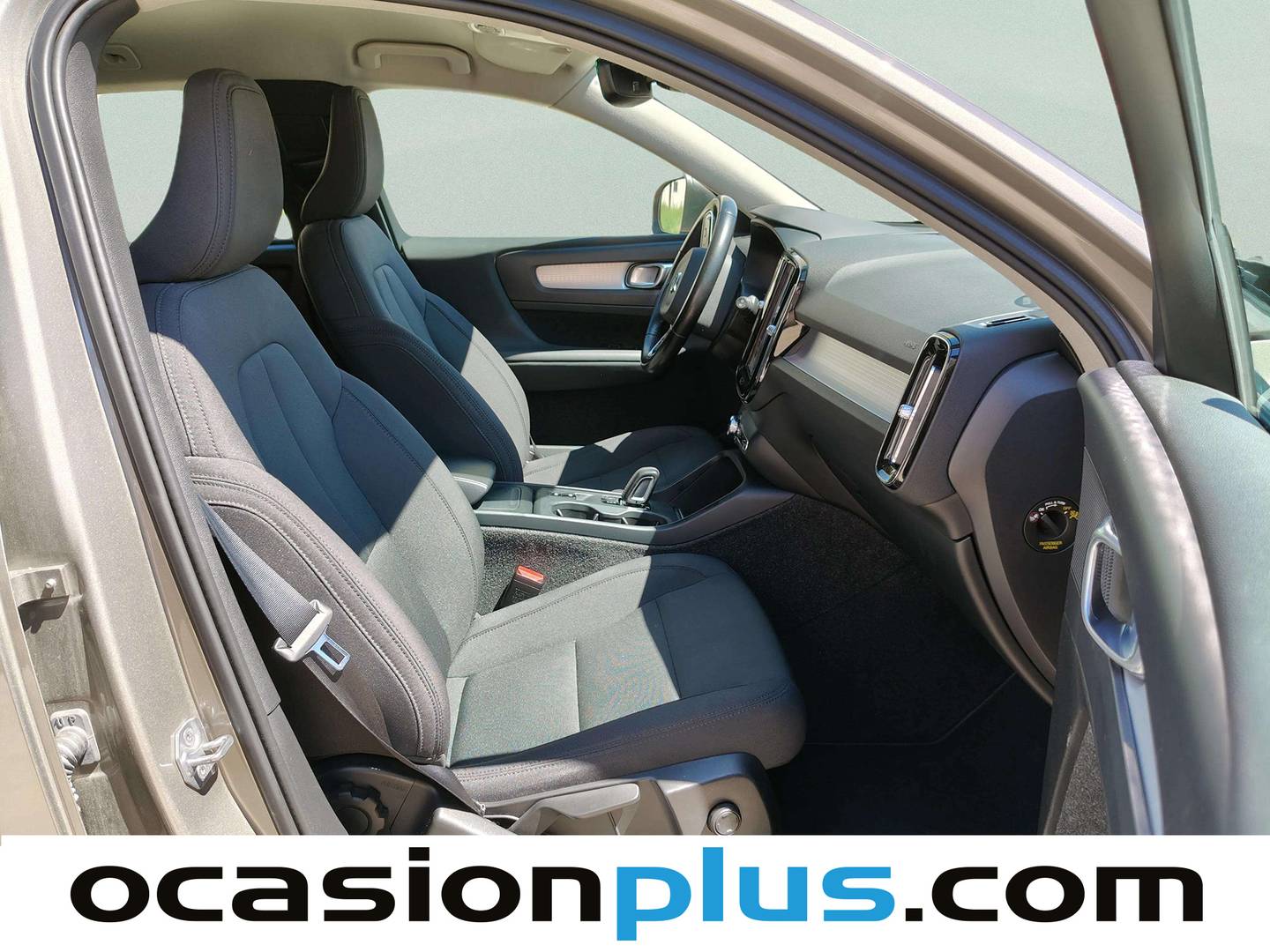 Volvo XC40 Volvo XC40 T3 Momentum Pro Auto  (163 CV) automático