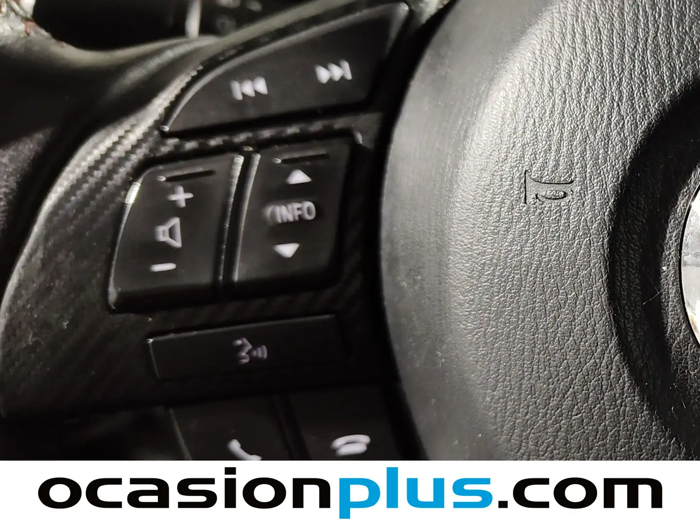 Foto Mazda Mazda3 Mazda Mazda 3 2.2 DE Luxury (150 CV)