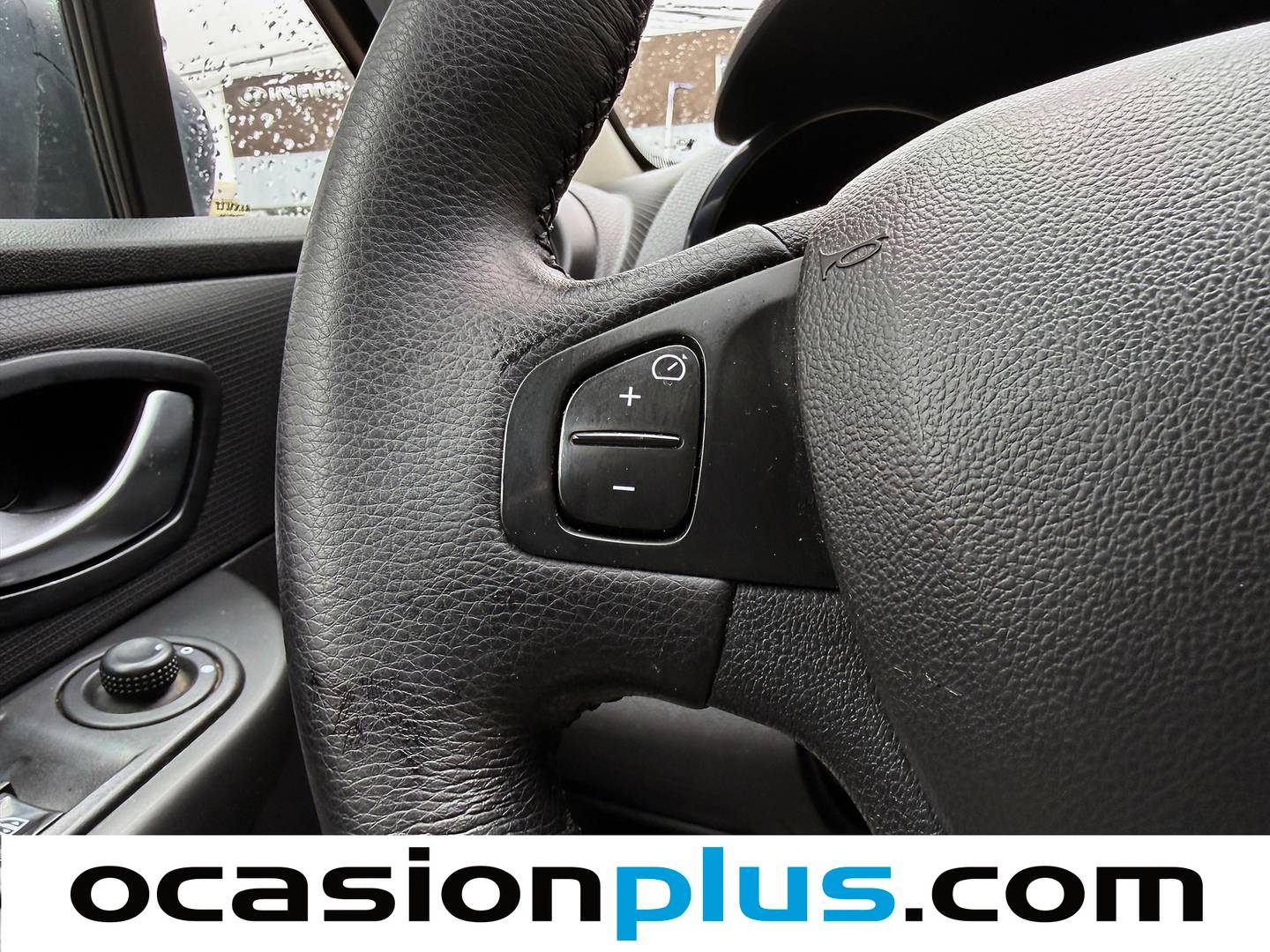 Foto Renault Clio Renault Clio 1.2 16v Authentique (75 CV)