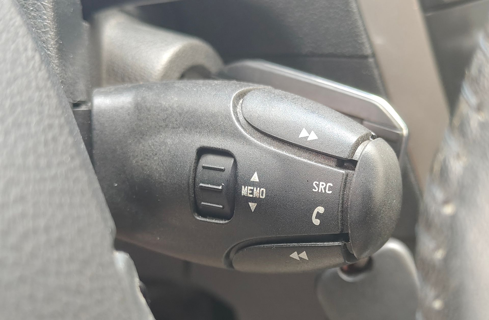 Citroën C-Elysée PureTech 82 Exclusive - foto 21