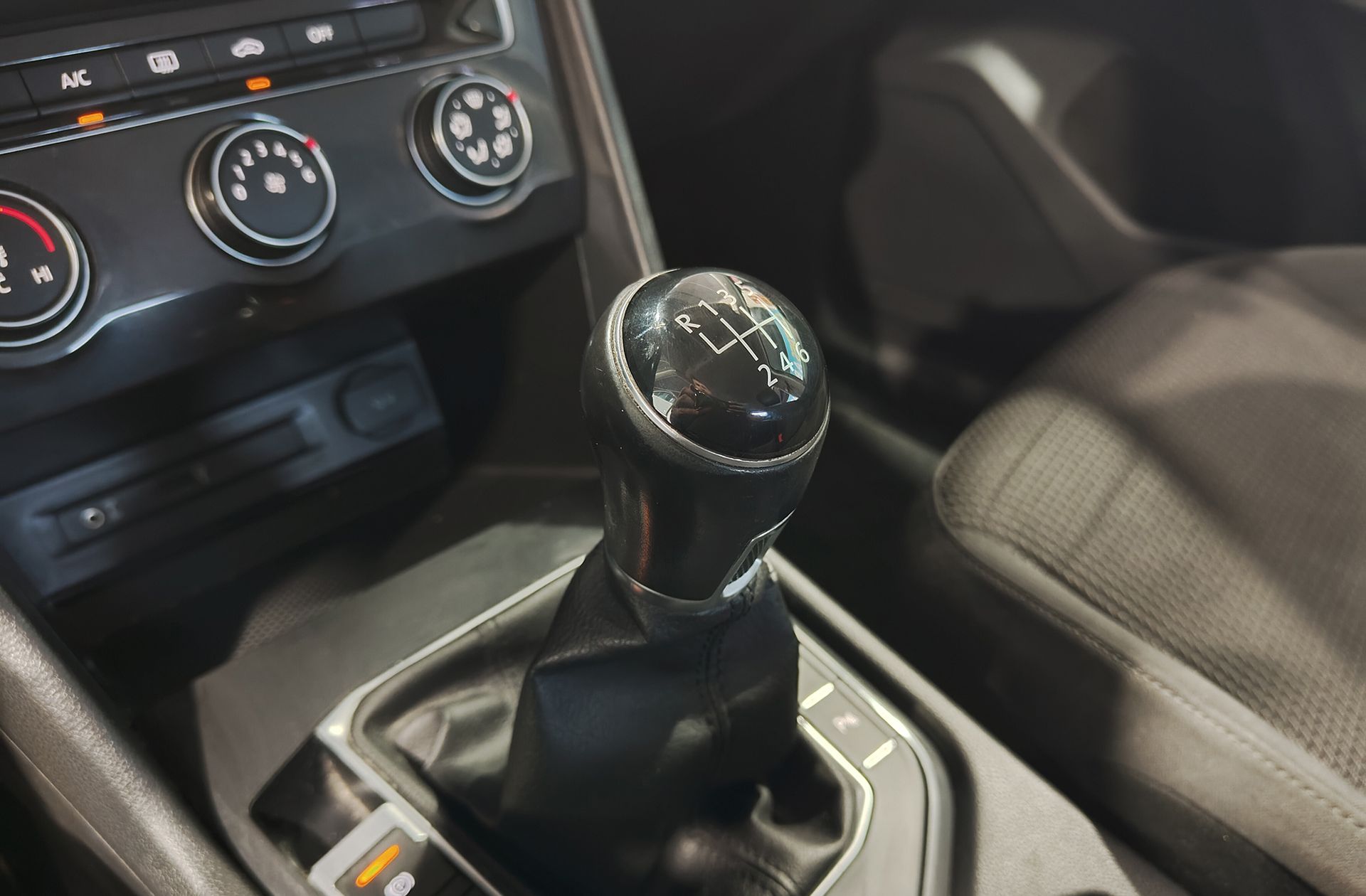 Volkswagen Tiguan Edition 1.4 TSI - foto 5