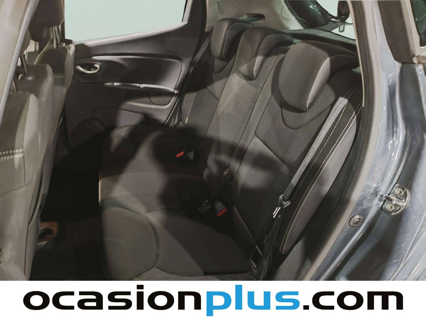 Foto asientos traseros Renault Clio Renault Clio Limited Energy dCi (75 CV)