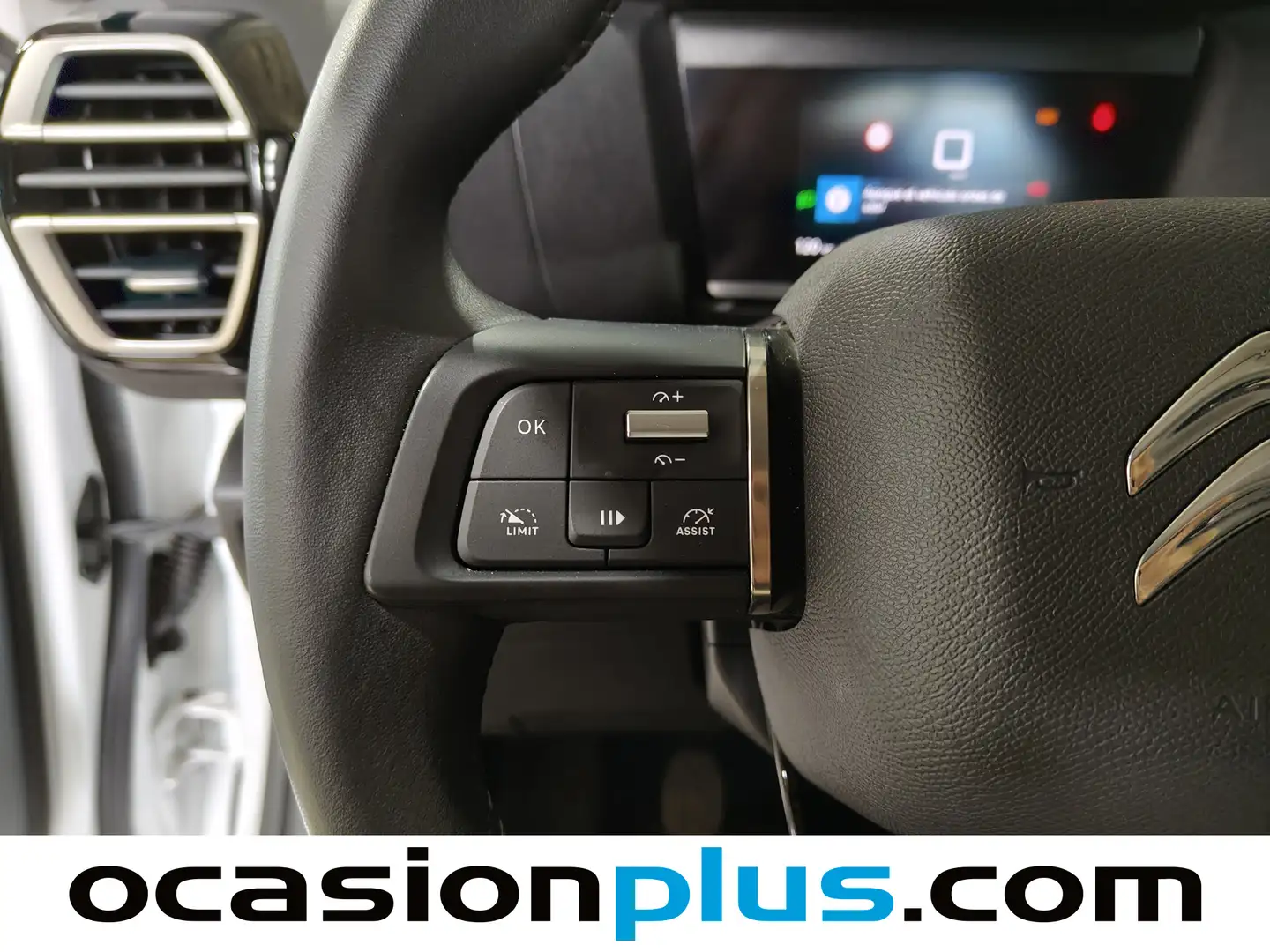 Foto Citroën C4 X Citroen C4 X PureTech 100 S&S 6v You (102 CV)