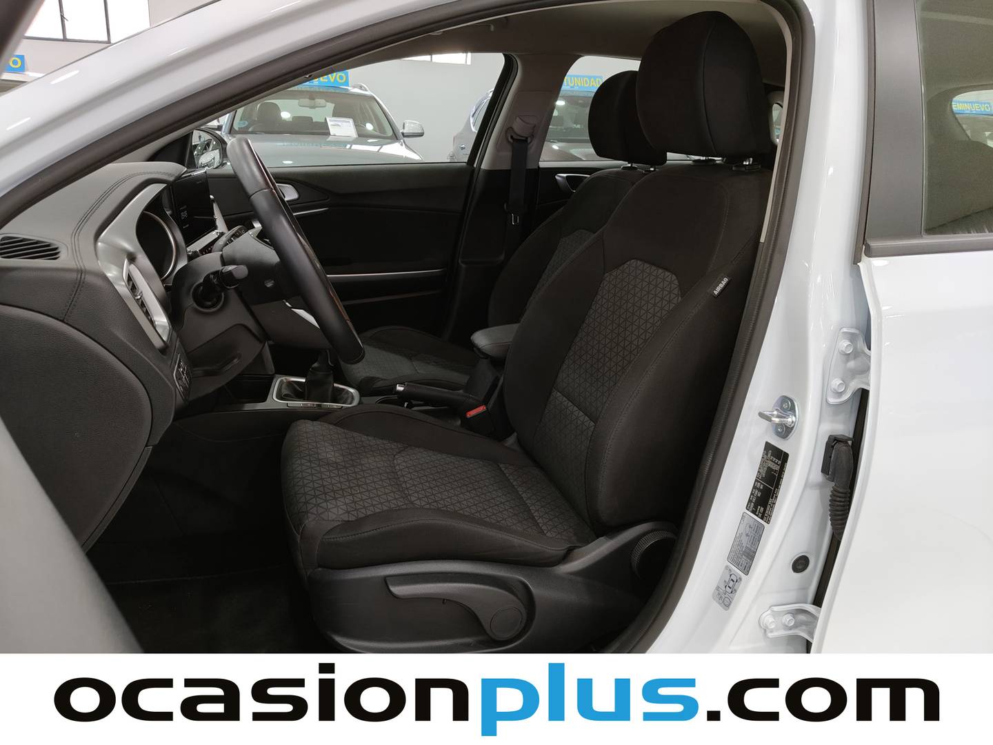 Foto asientos delanteros KIA Ceed KIA Ceed 1.0 T-GDi Concept (100 CV)