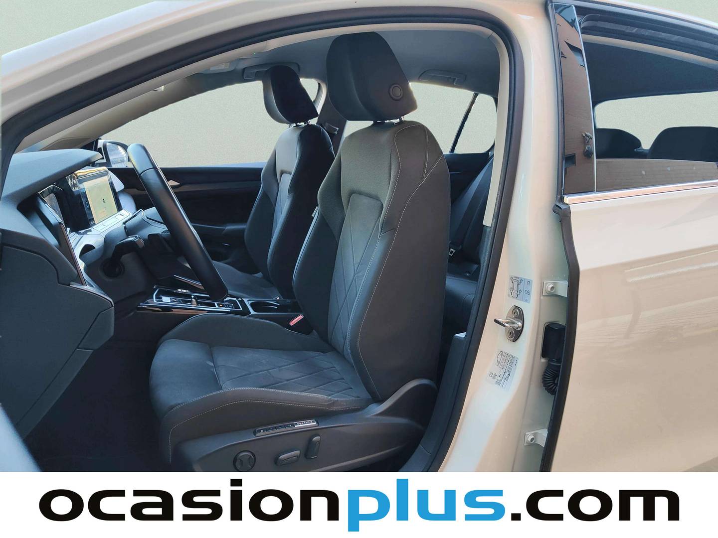 Foto asientos delanteros Volkswagen Golf Volkswagen Golf 1.4 TSI eHybrid  (204 CV) DSG
