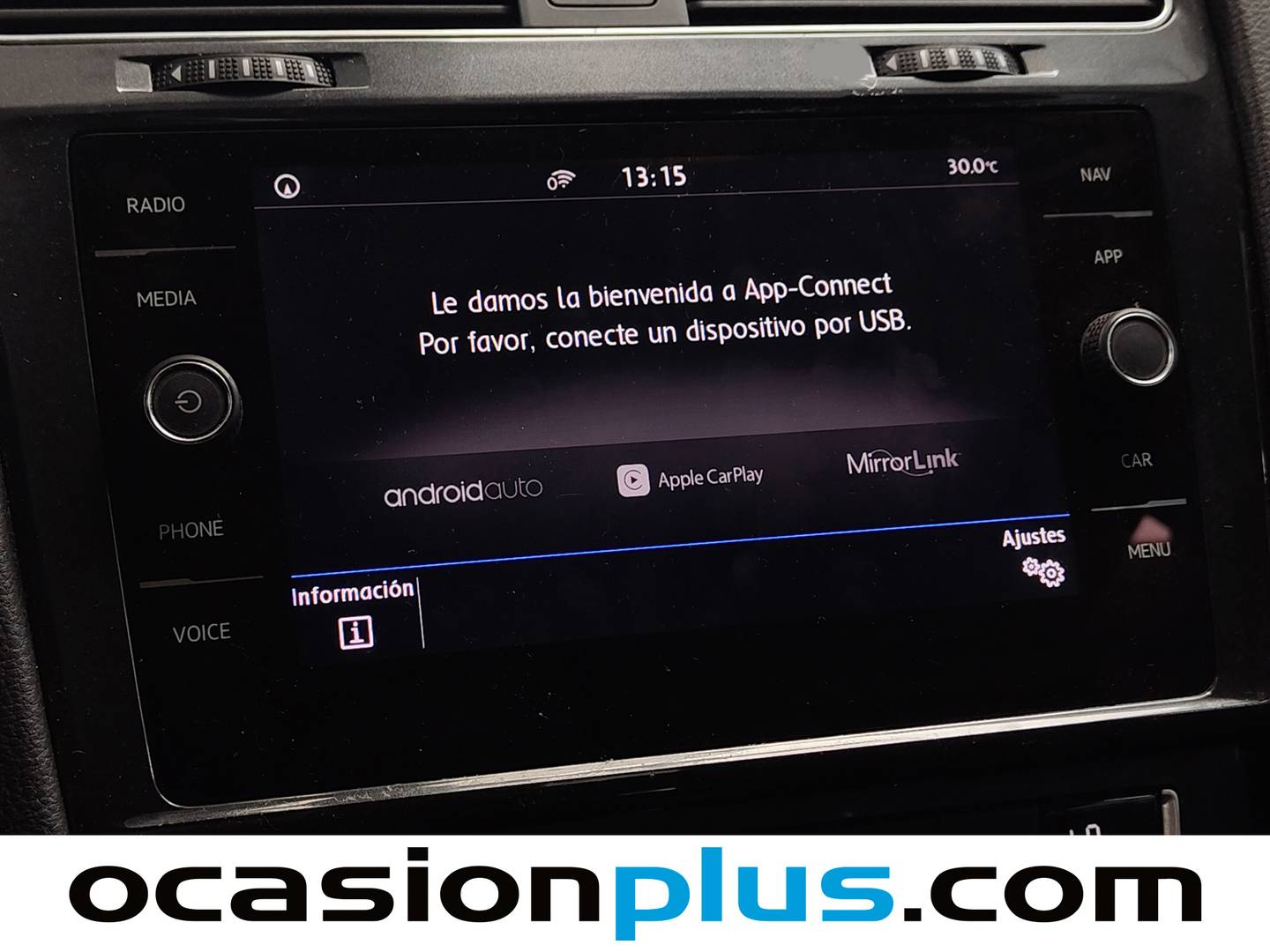 Equipamiento del Volkswagen Golf Volkswagen Golf Business & Navi 1.6 TDI (115 CV) DSG