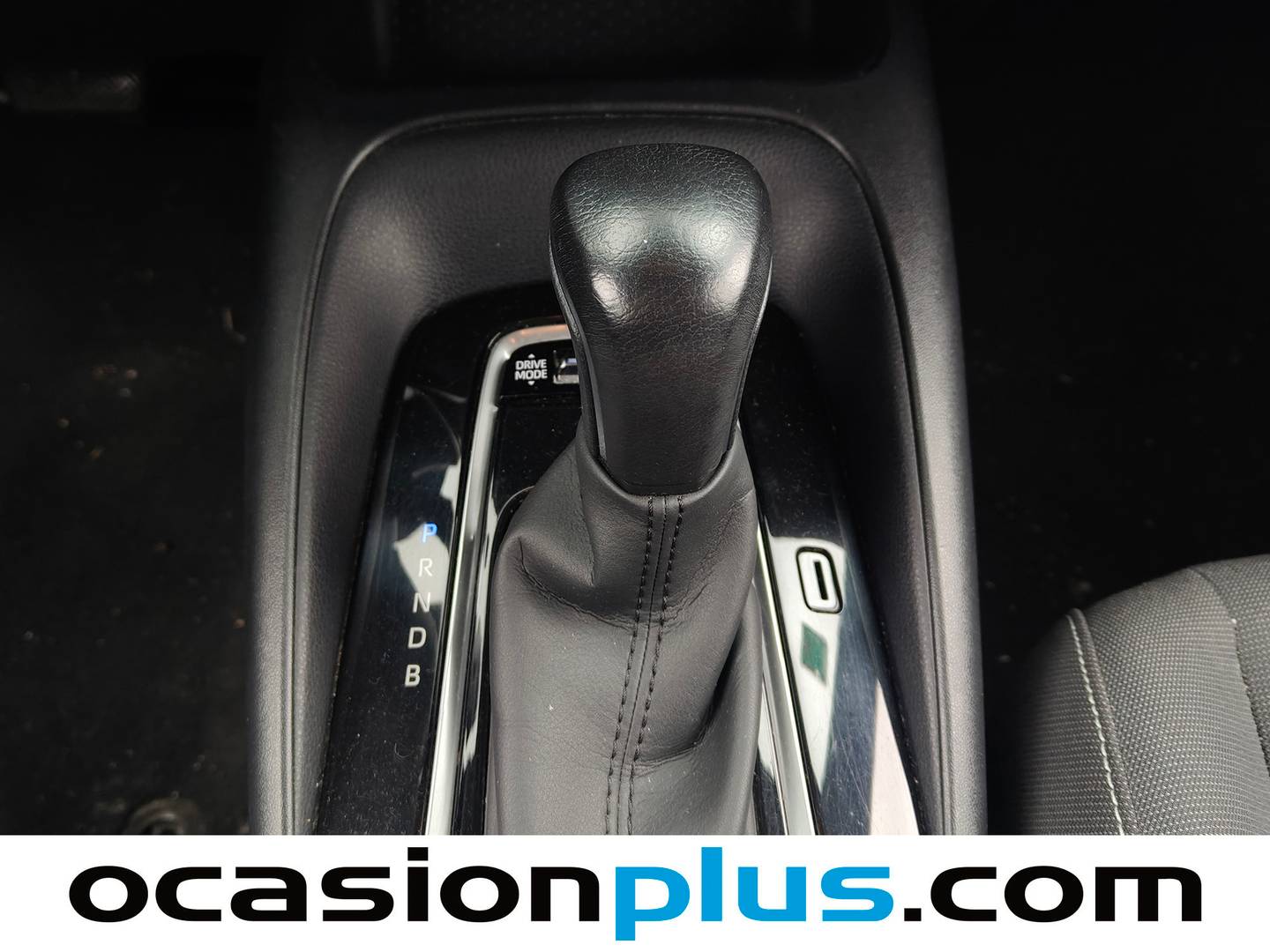 Toyota Corolla Toyota Corolla 1.8 125 Híbrido Active Tech E-CVT (122 CV) de segunda mano